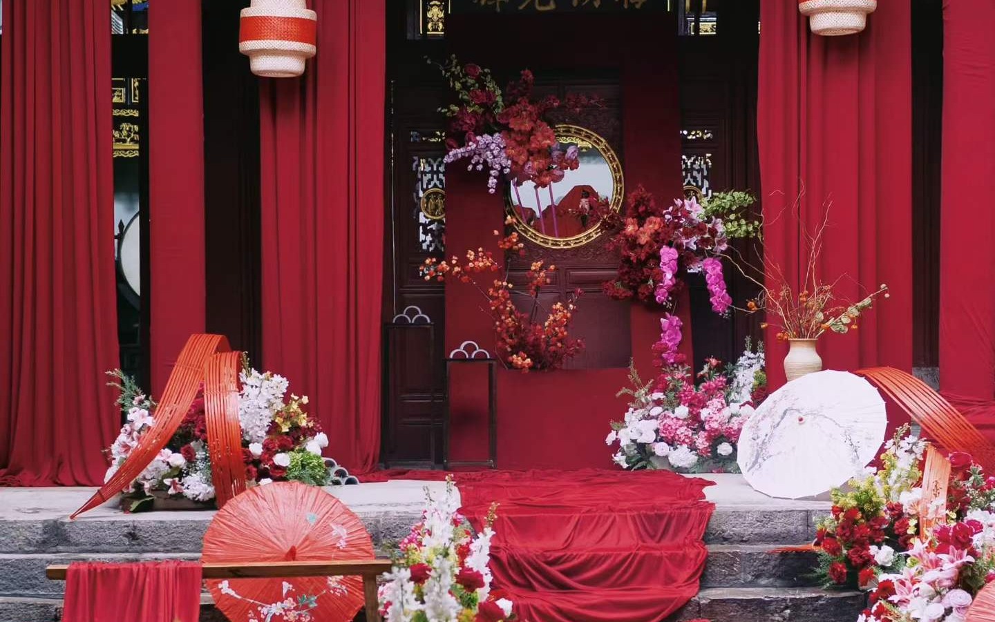 古院朱红｜庭院新中式户外婚礼