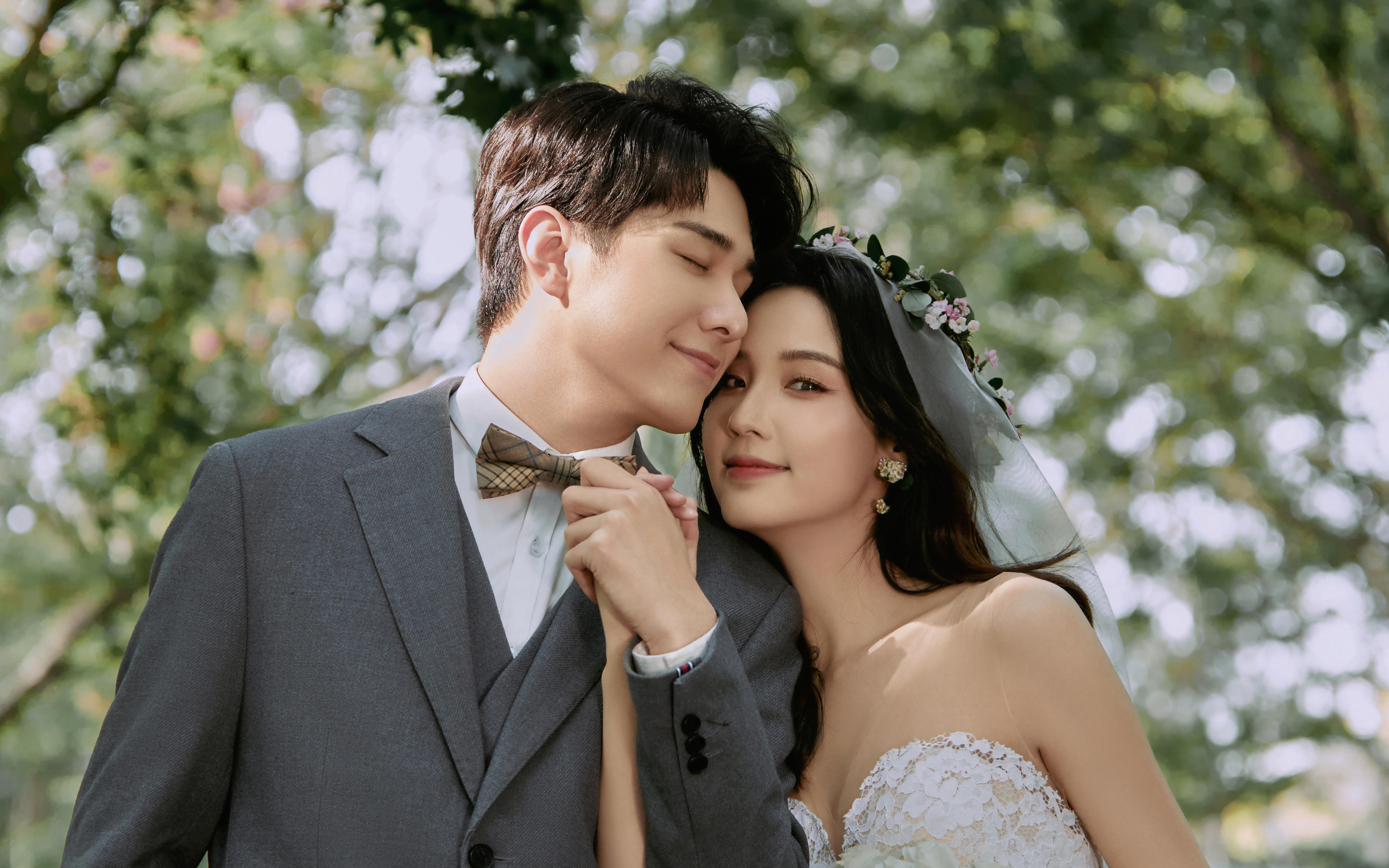 那天樹影下的森系|這組樹林婚照我愿稱為寶藏