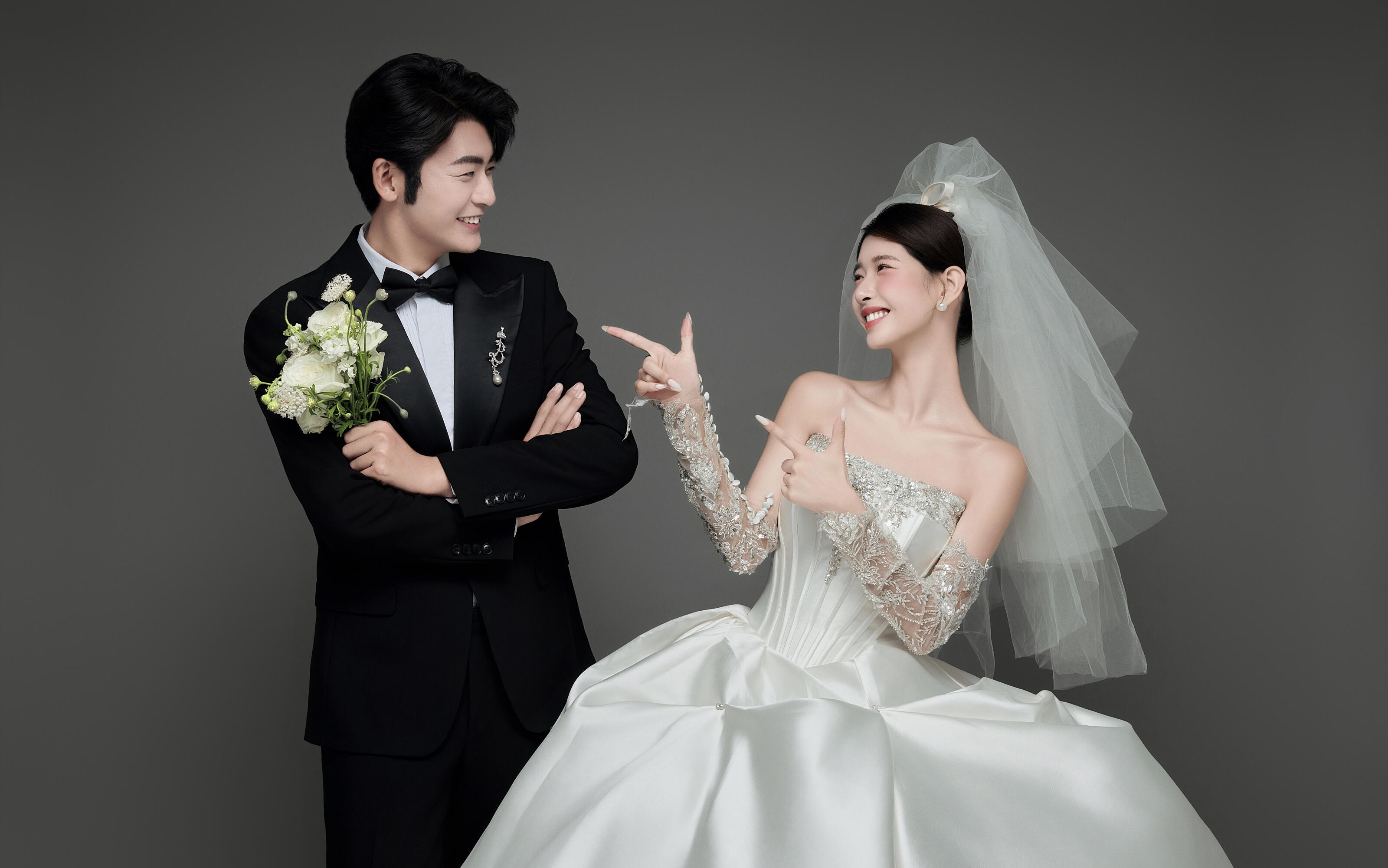 心心念念的主紗韓式婚紗照!美到詞窮
