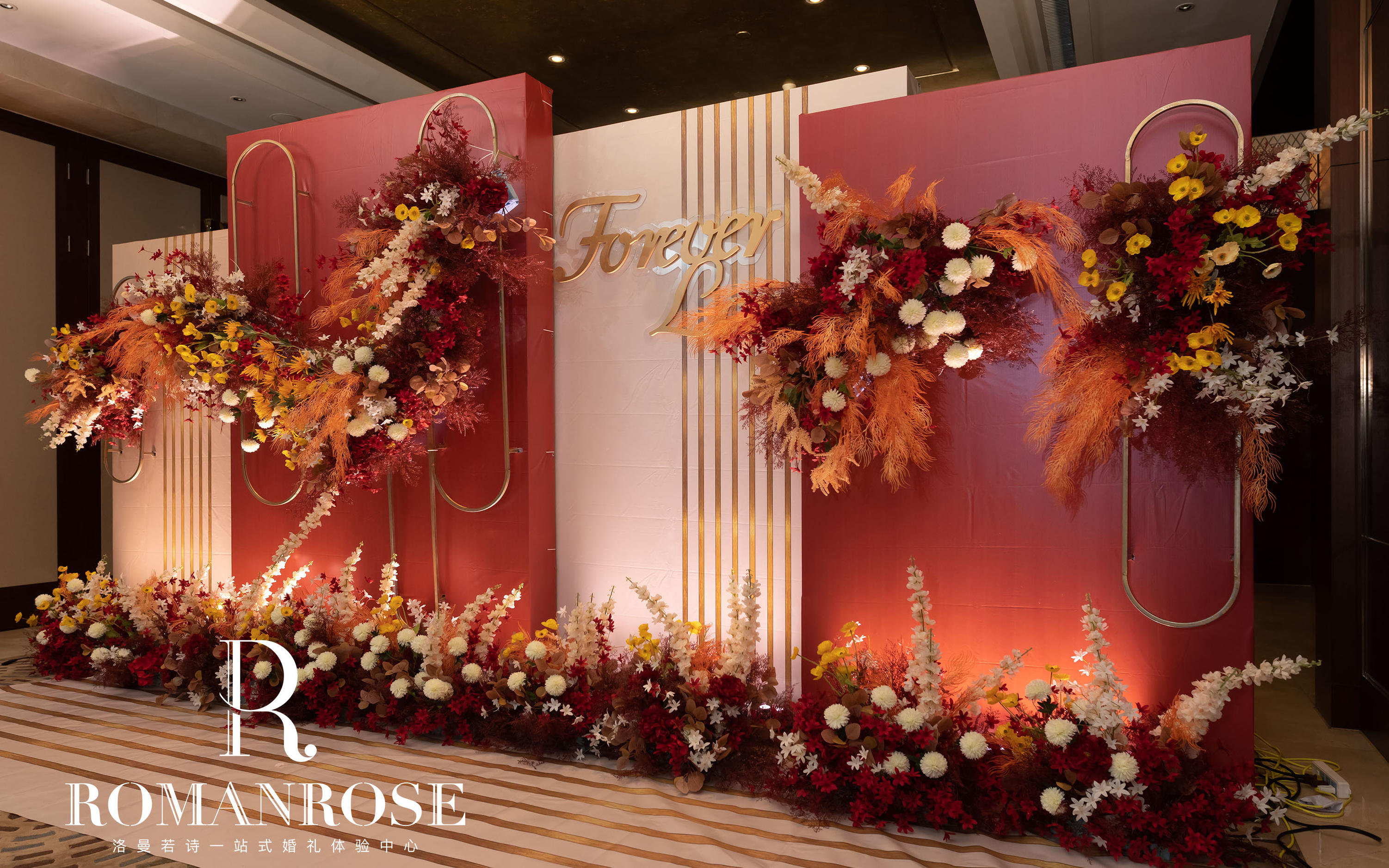 【香槟粉色系】“温柔”饱满花艺造景婚礼