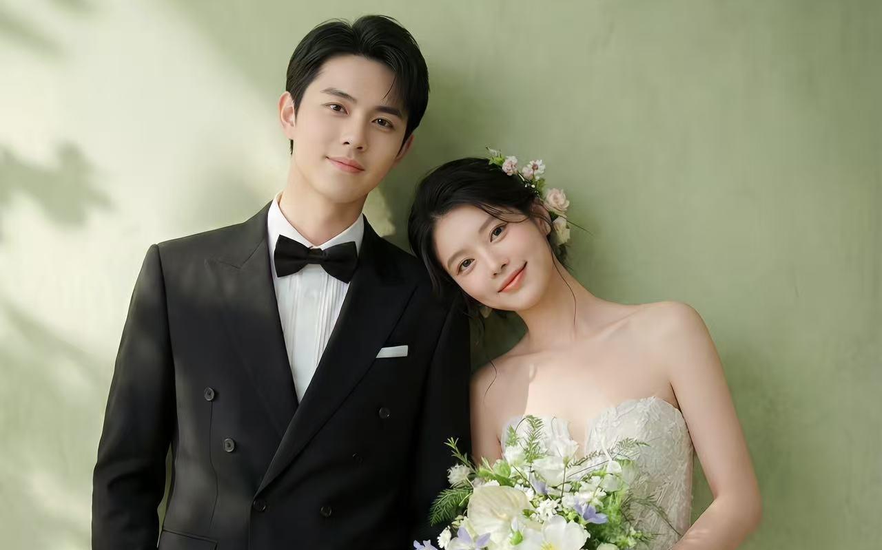 室内光影婚纱照 