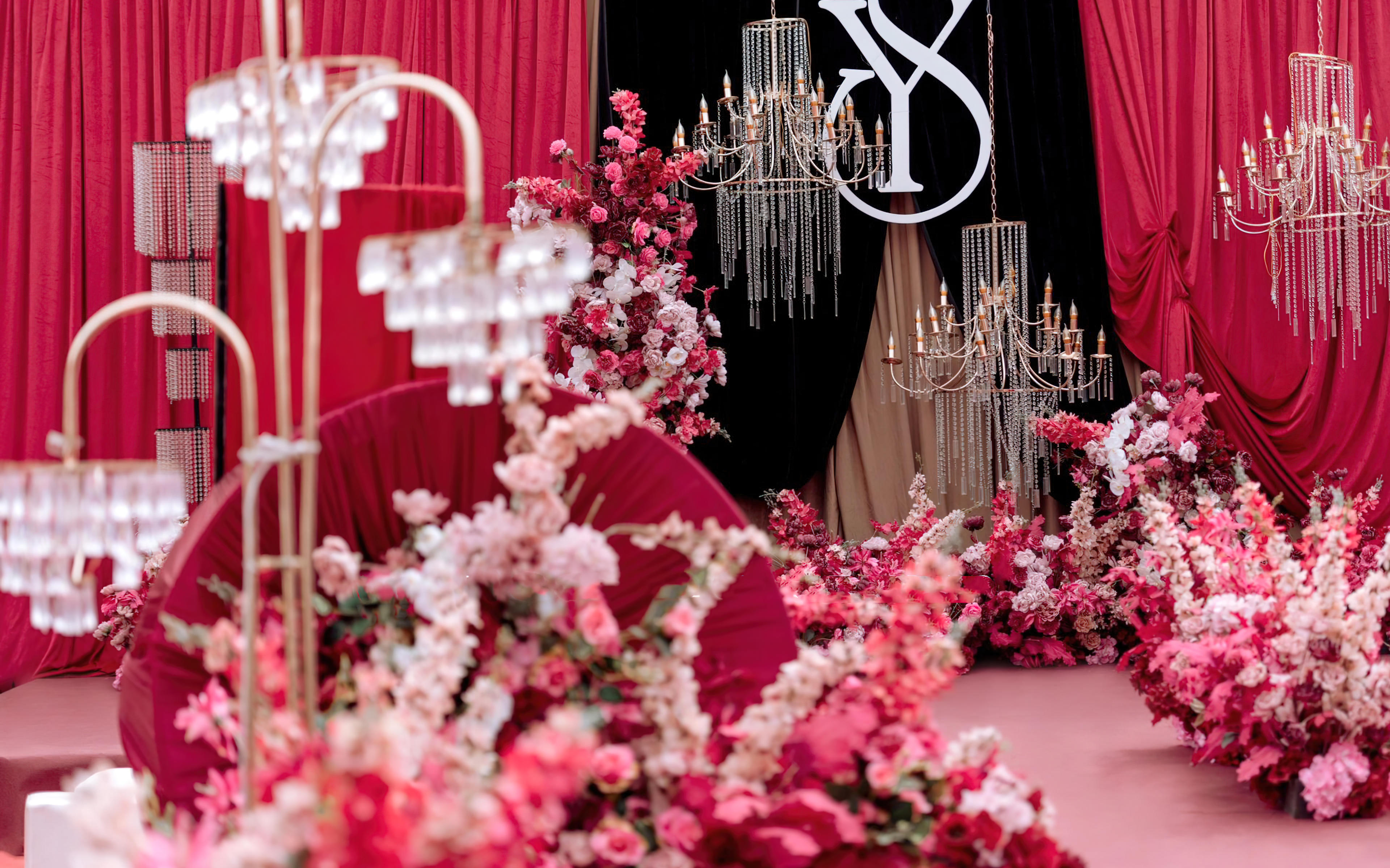 户外秀场风婚礼