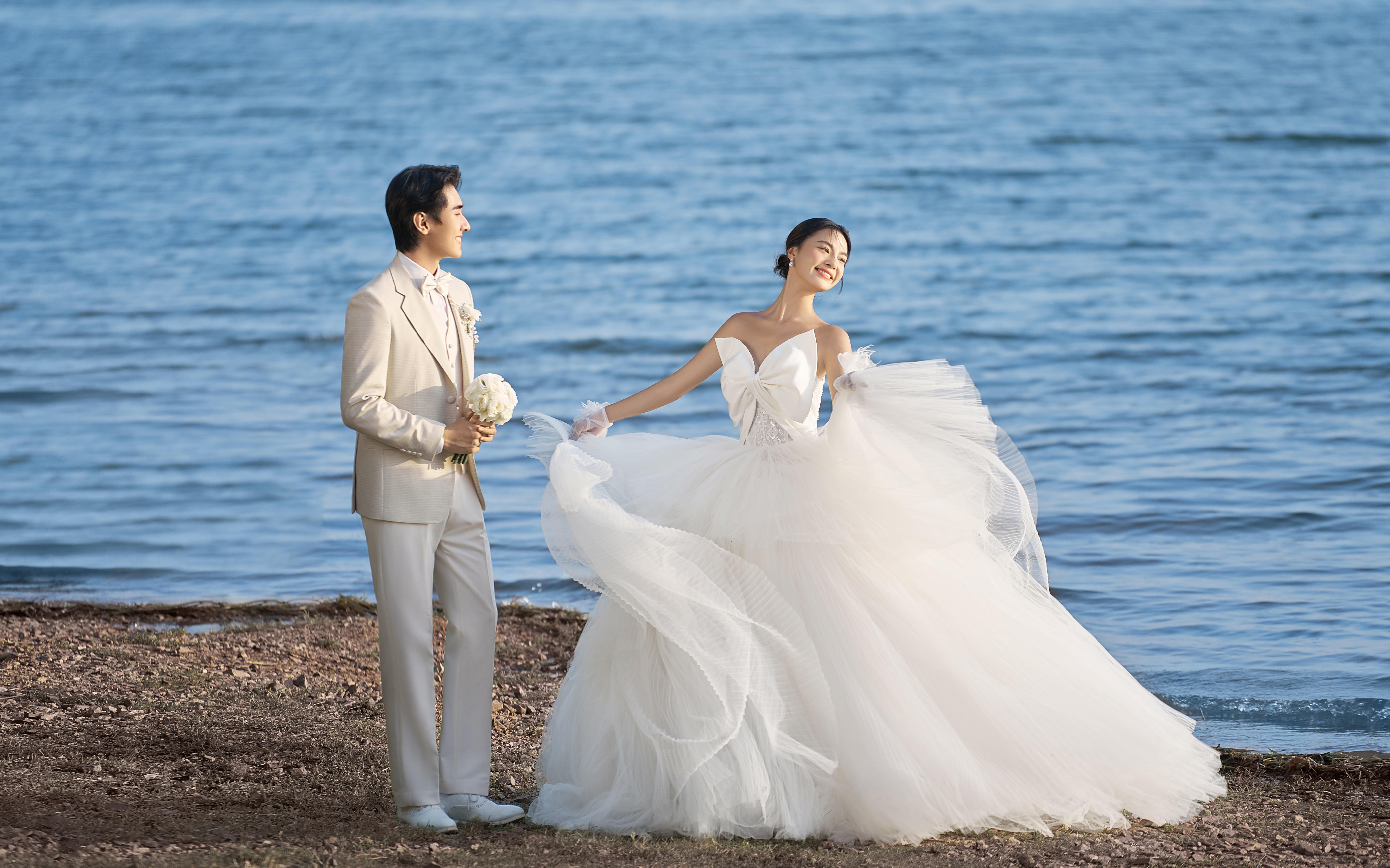 【法式印象】洱海畔?? 婚照浪漫超標?