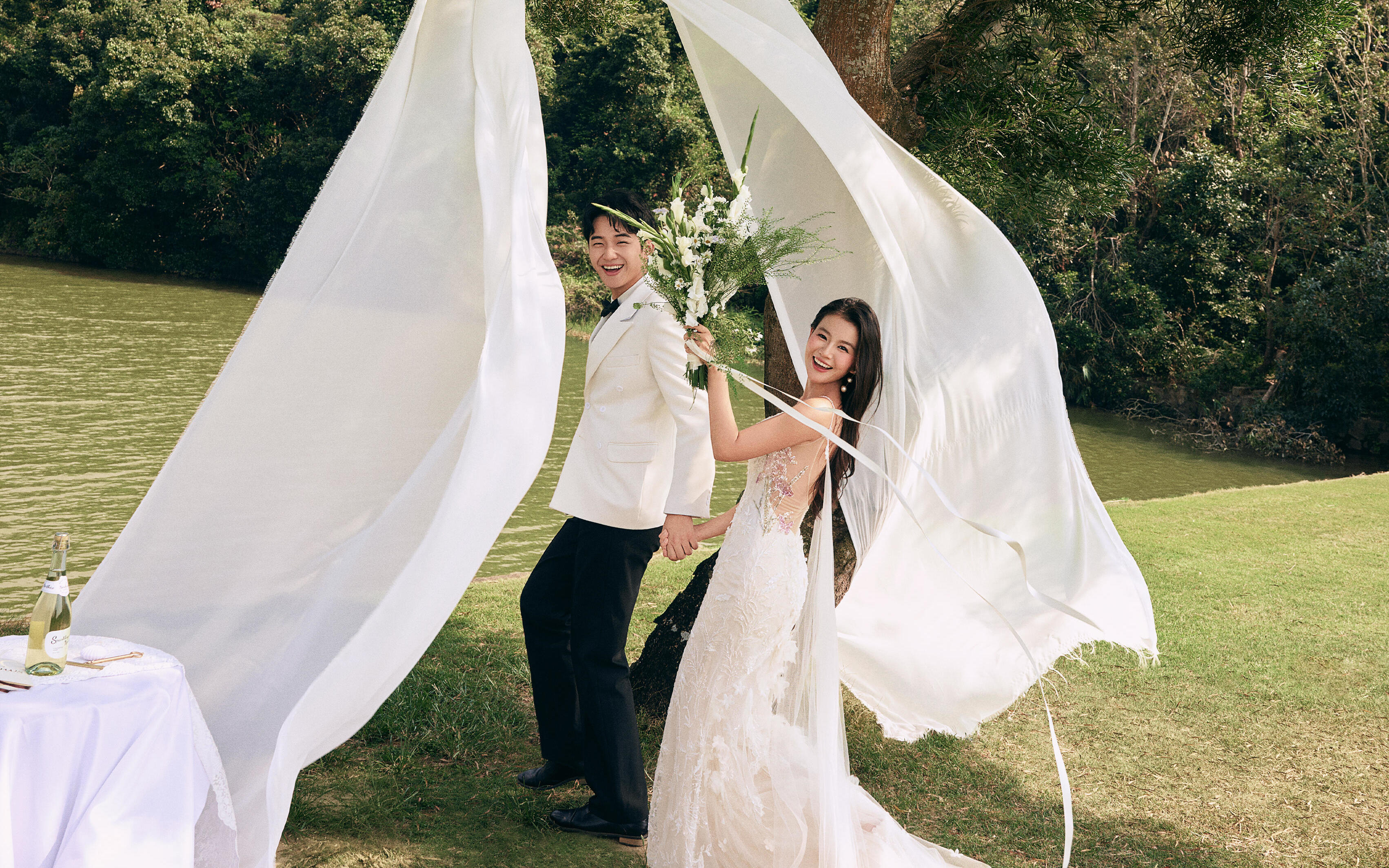 【韓式草坪】超甜的輕韓森系婚紗照太絕了！