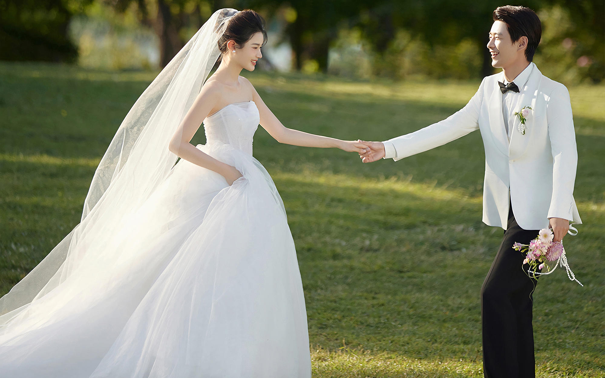 【法式印象】直接说爱！这个草坪婚纱照让我无法自拔