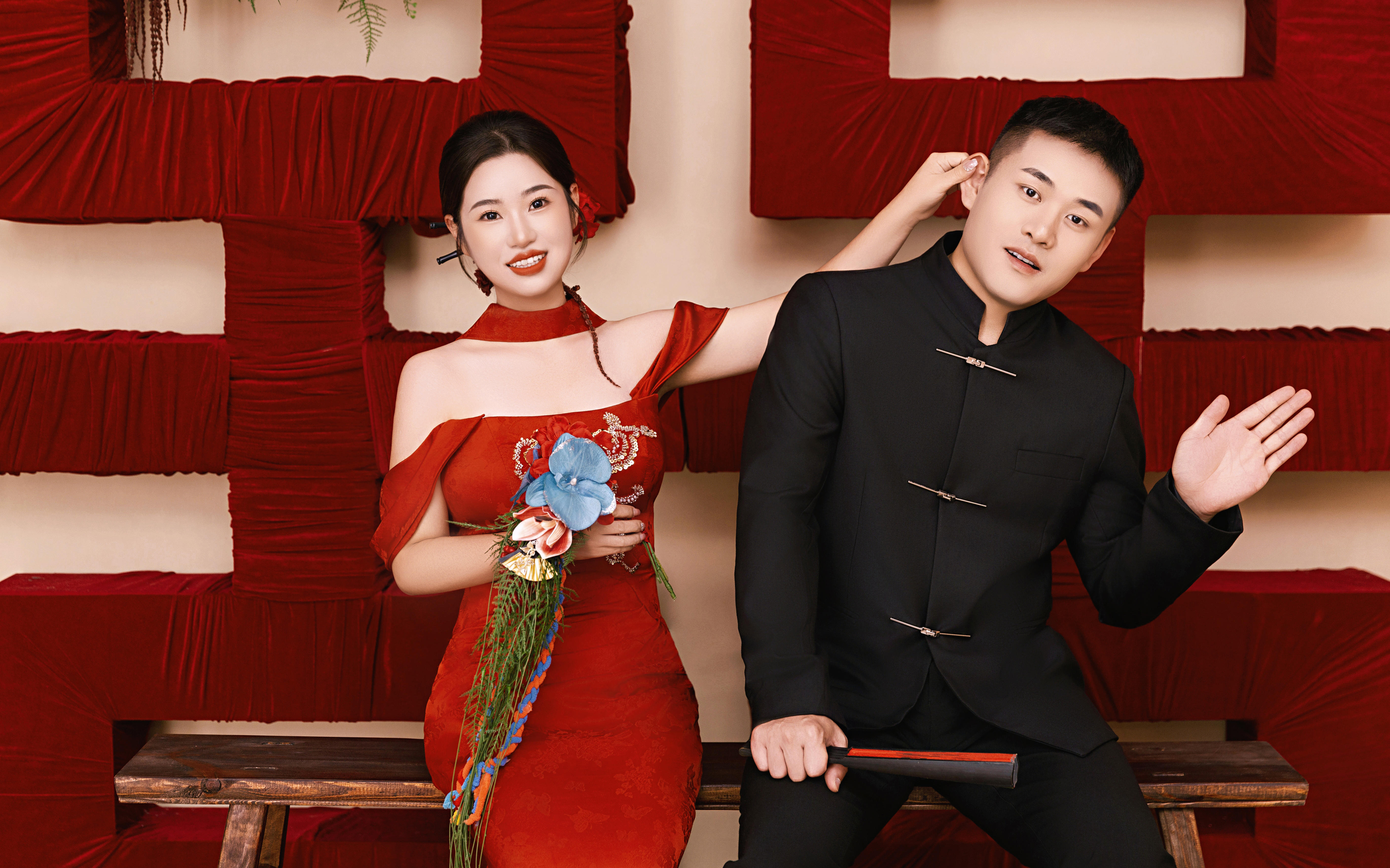新中式喜嫁婚紗照發(fā)朋友圈被問爆【肖先生&周美女】