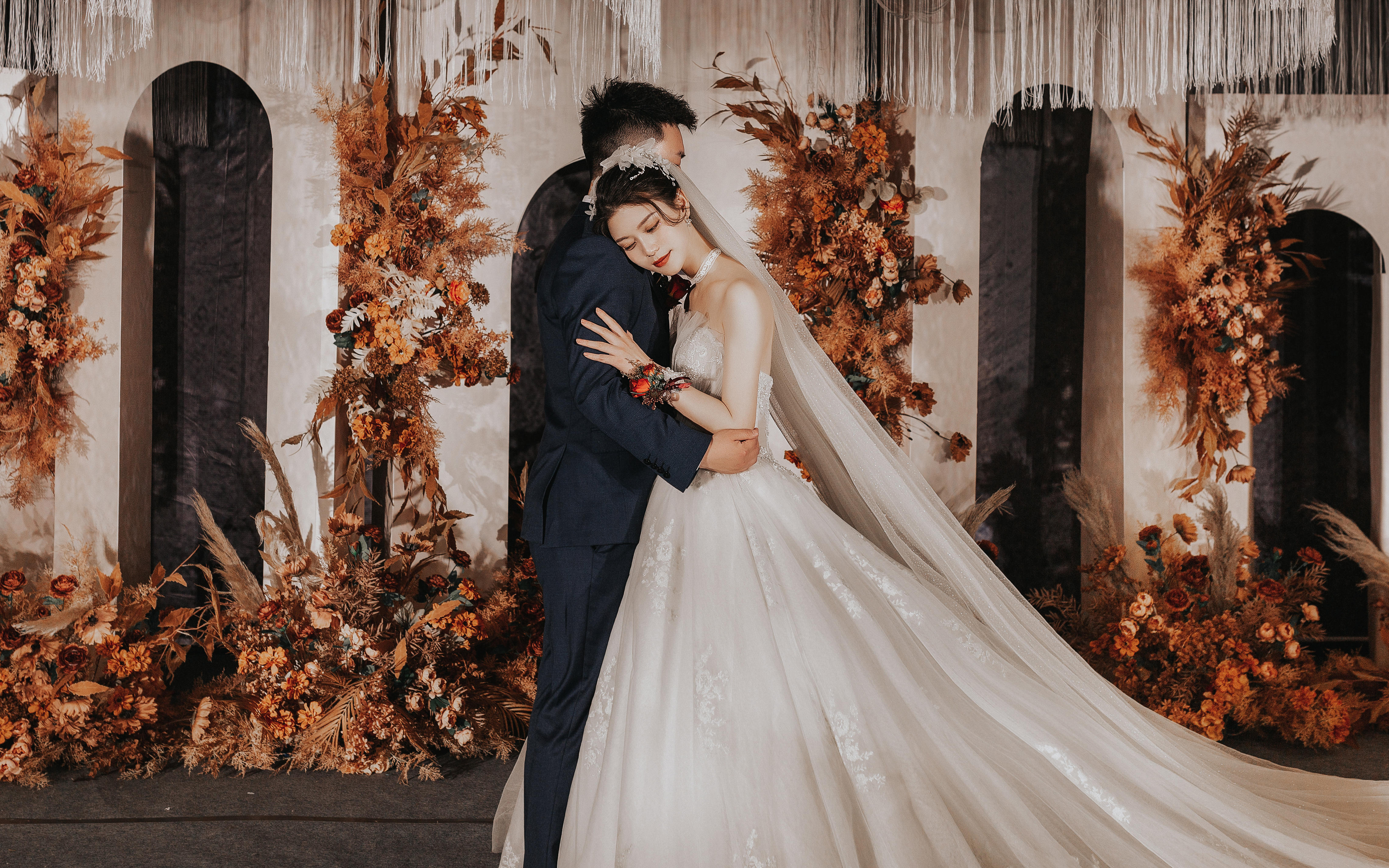 咖啡色--[初诺婚礼定制]