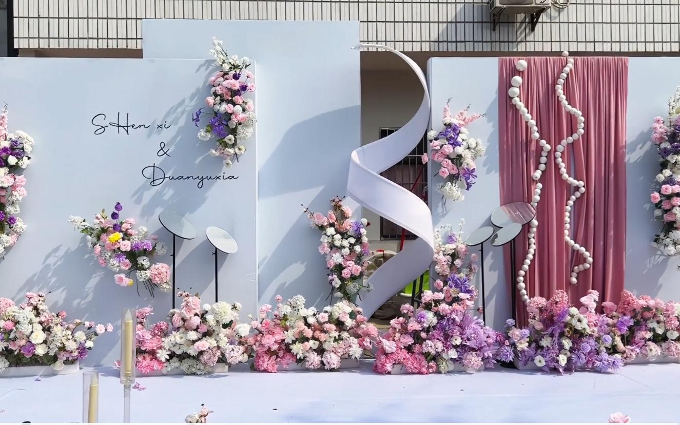 熱門(mén)款白粉色韓式簡(jiǎn)約戶(hù)外庭院婚禮