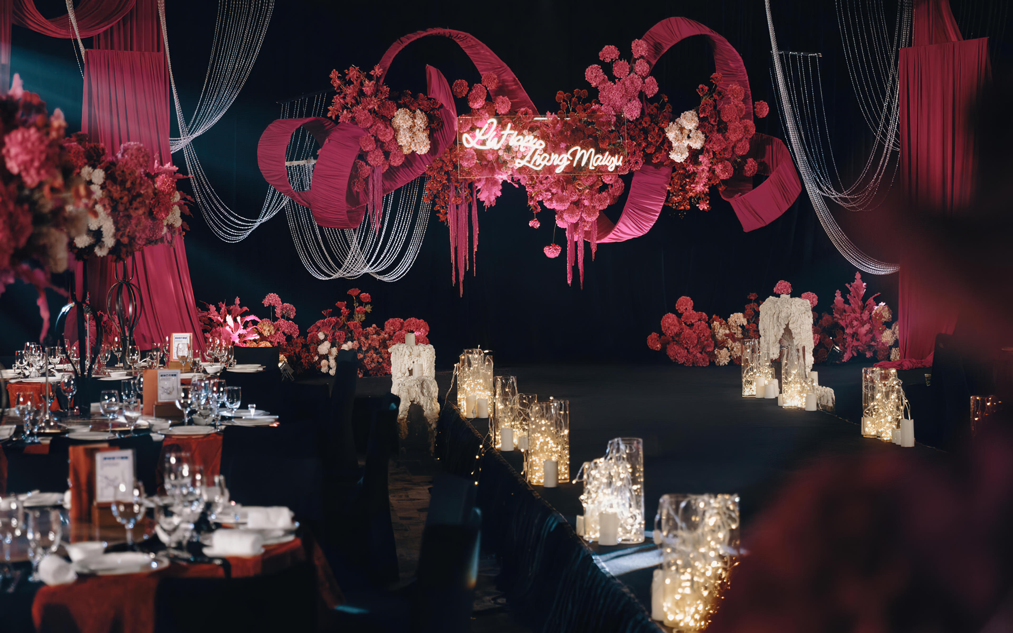 [景星门]玫红色系布幔秀场