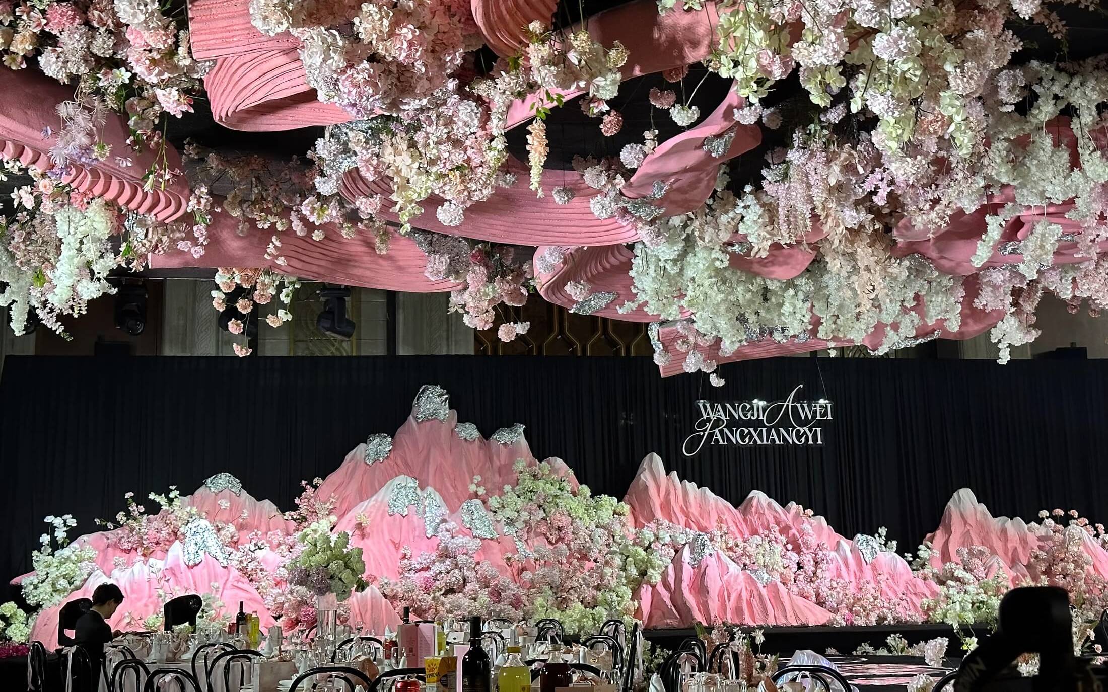 【礼行纪婚礼】粉色泡雕雪山主题婚礼