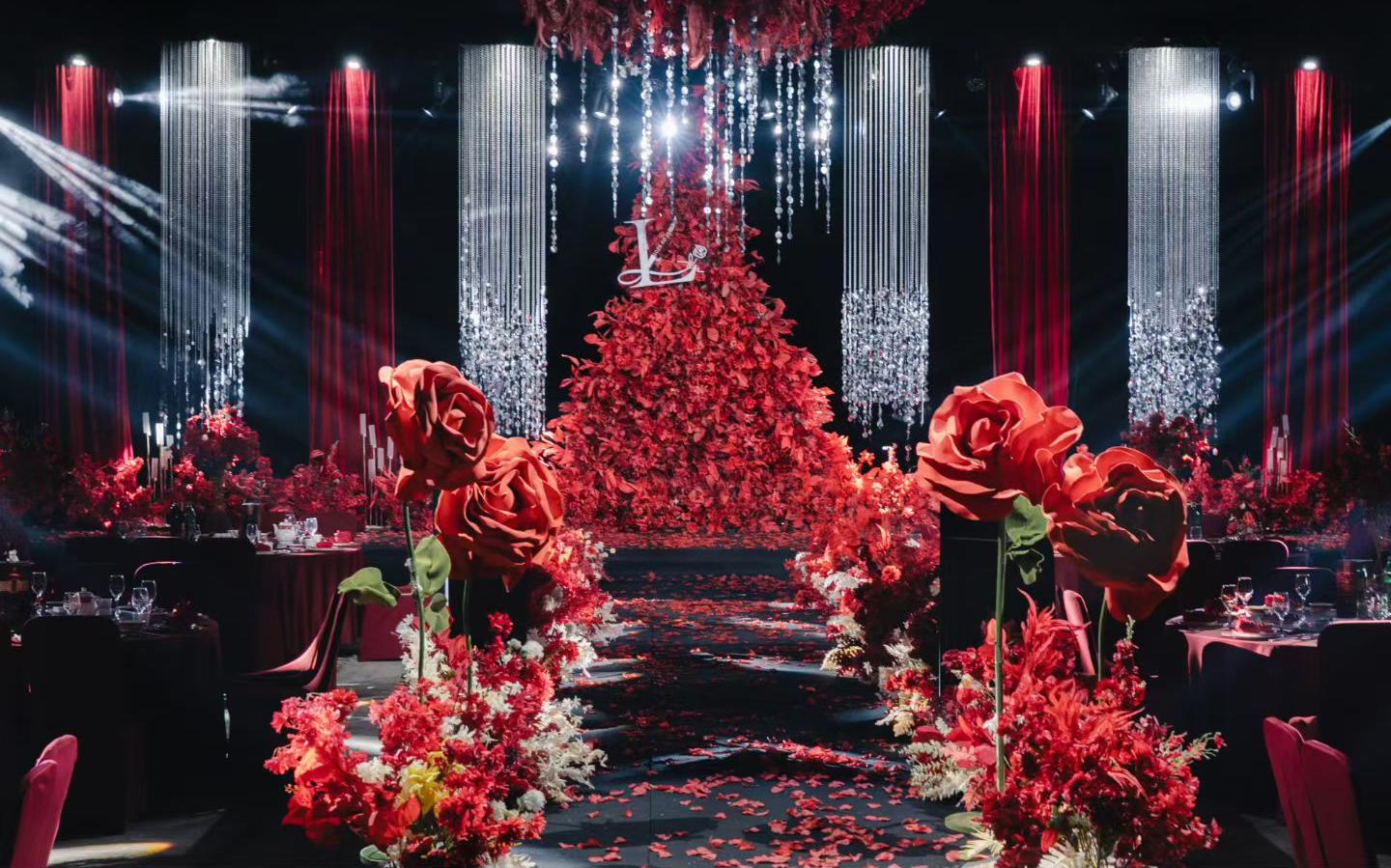 蒂芬婚禮-紅與黑的熱烈交織