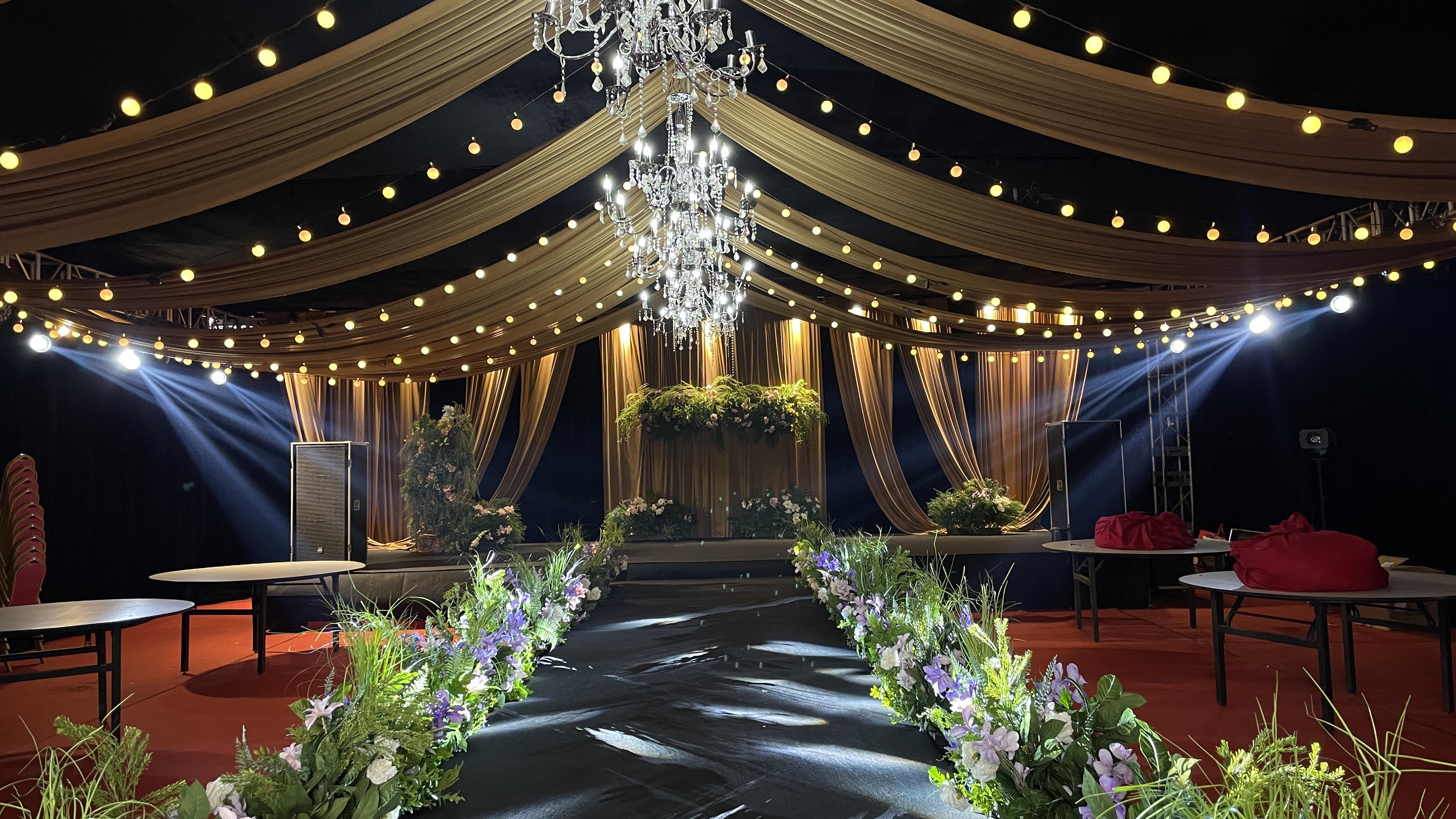 香槟色篷房婚礼