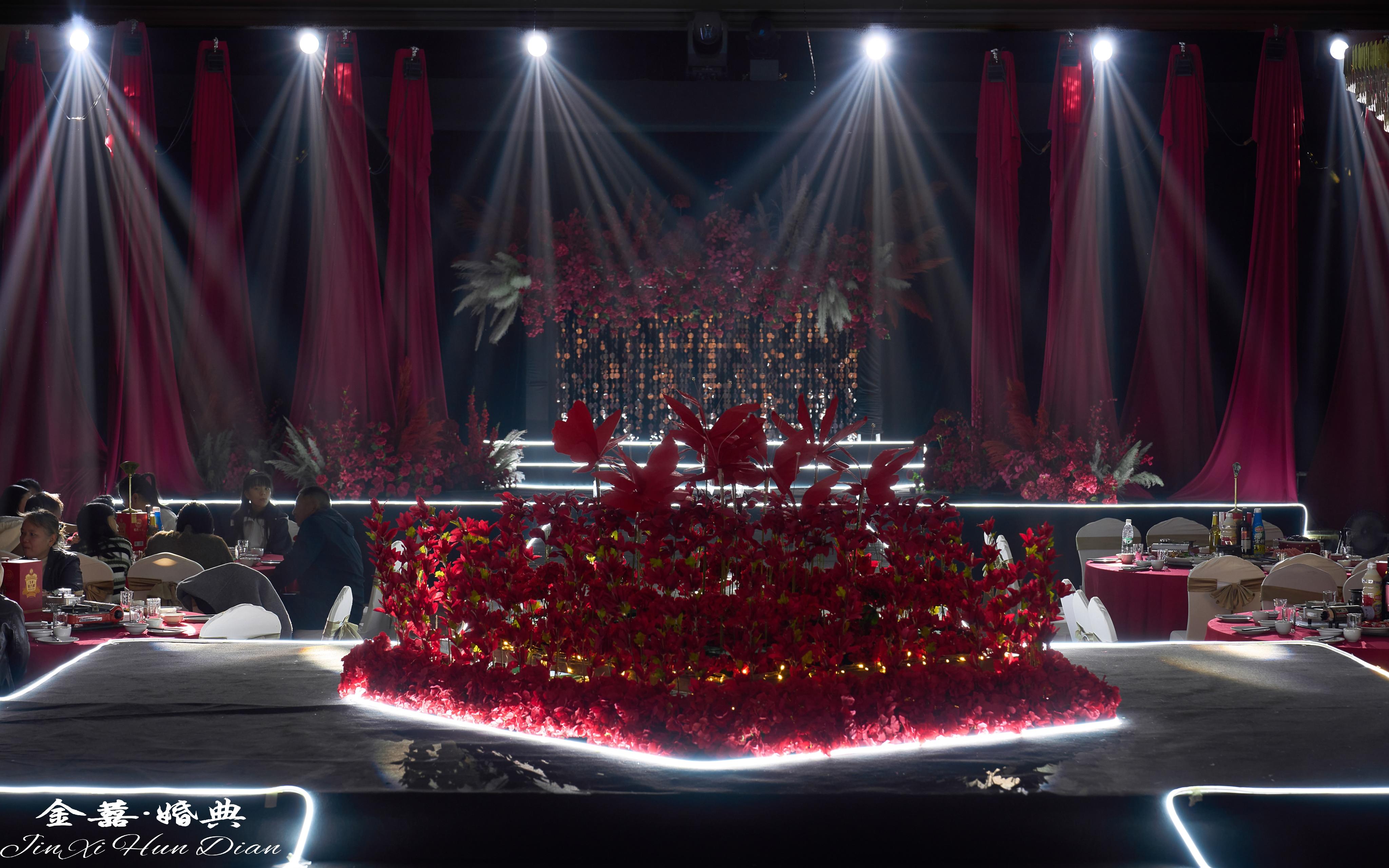 酒红色婚礼