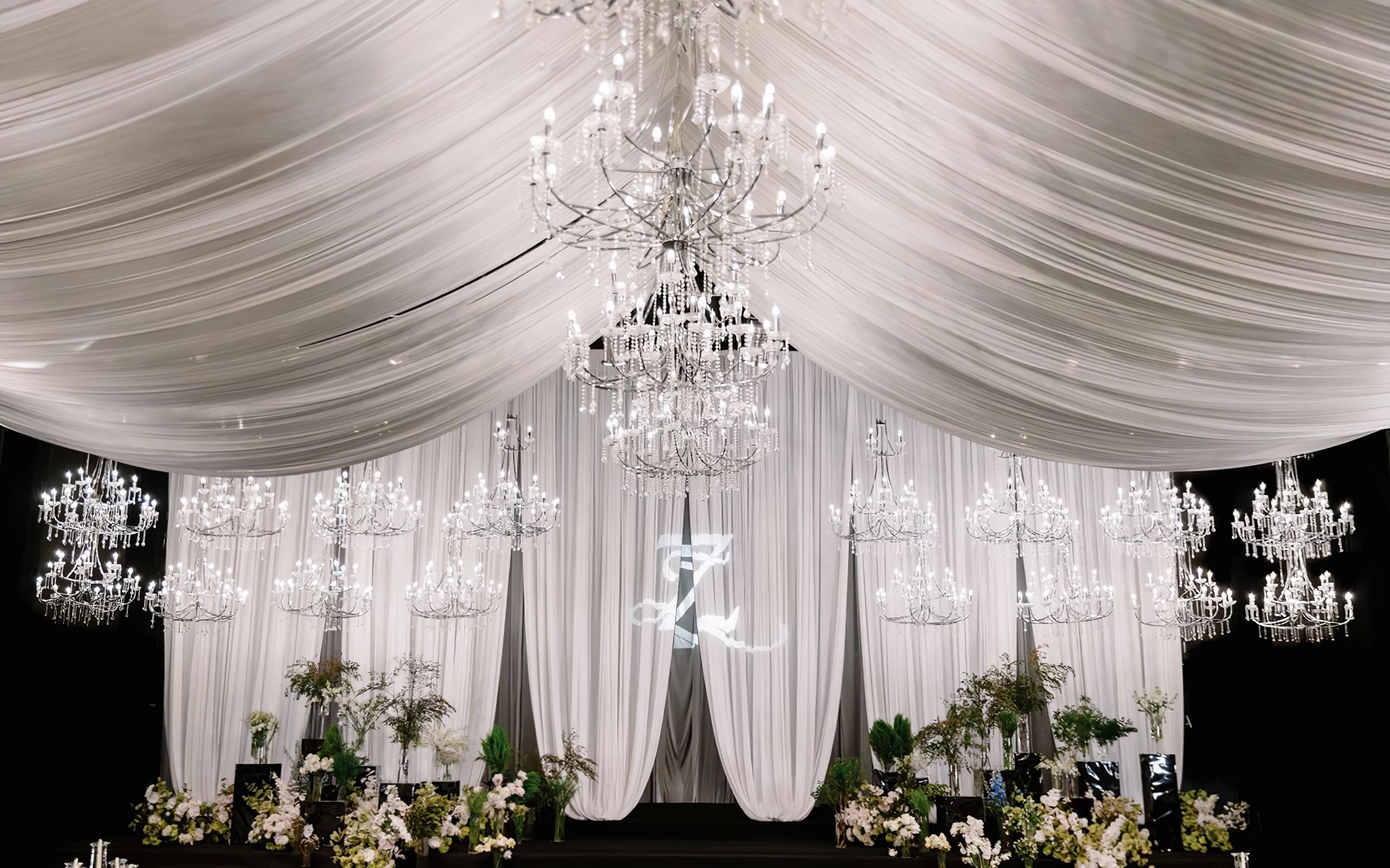 法式布藝精致全場(chǎng)吊頂婚禮策劃