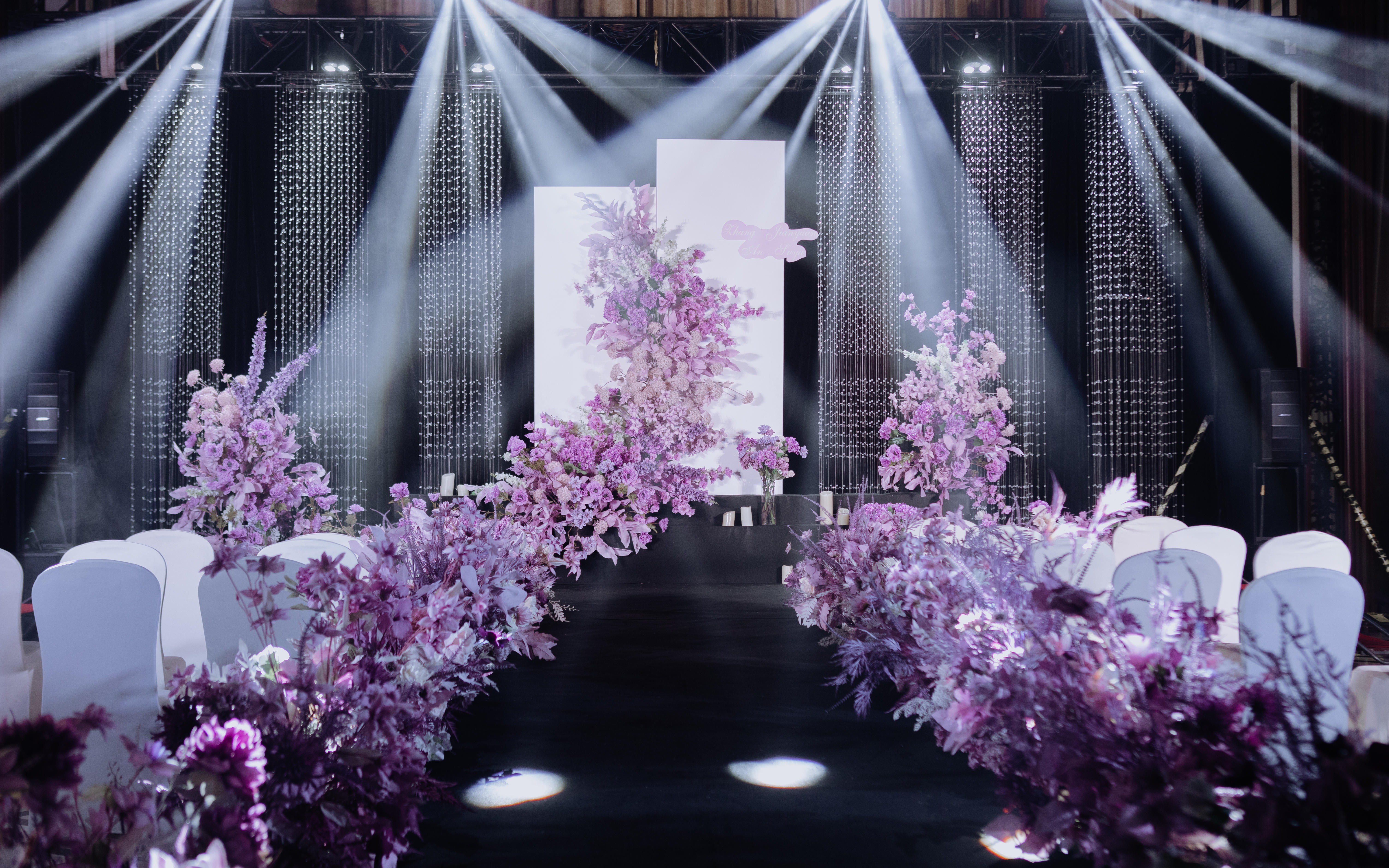 【喜悦花嫁】特惠套餐    带四大金刚