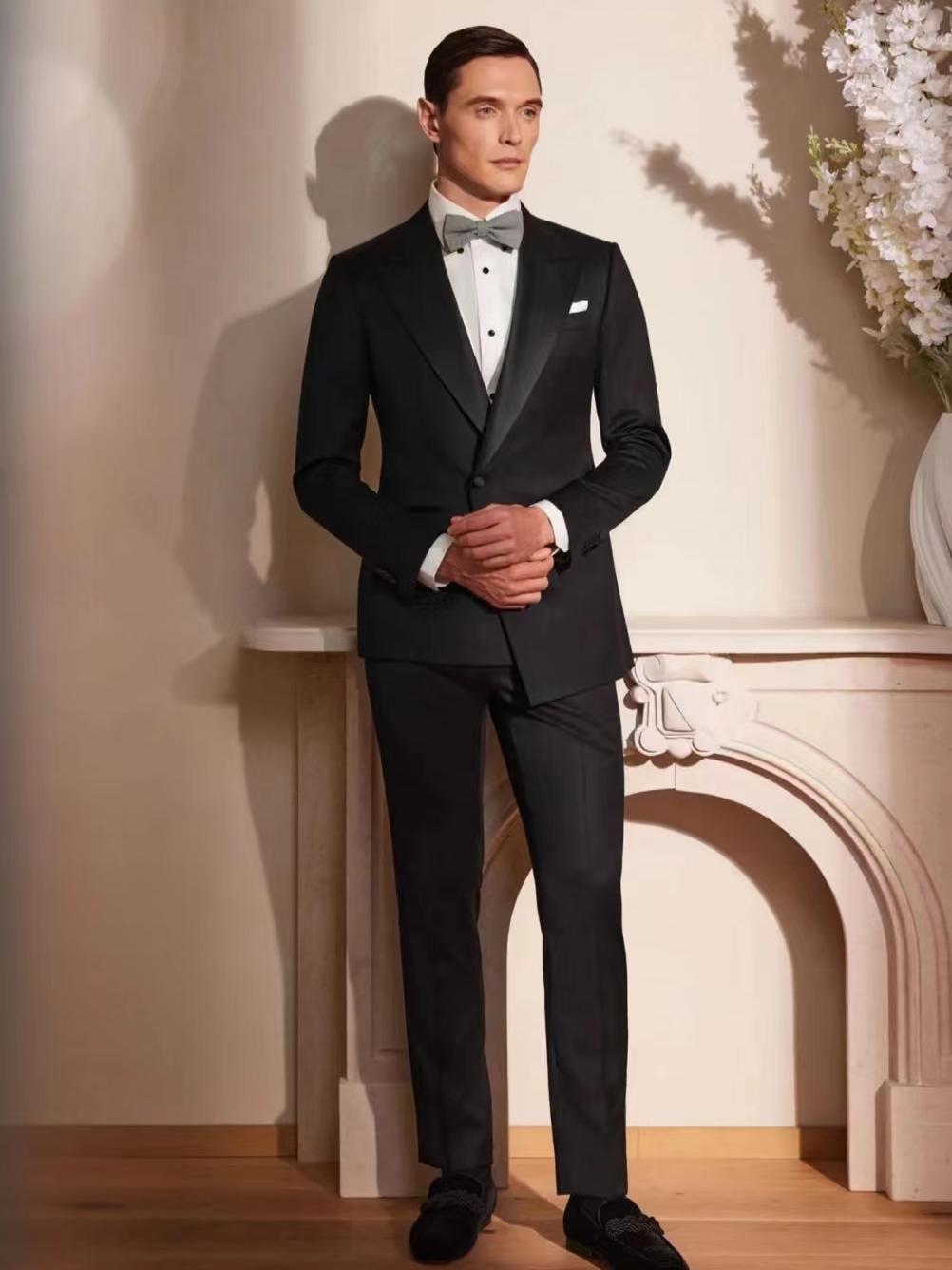 西装定制 新郎伴郎西装欢迎咨询