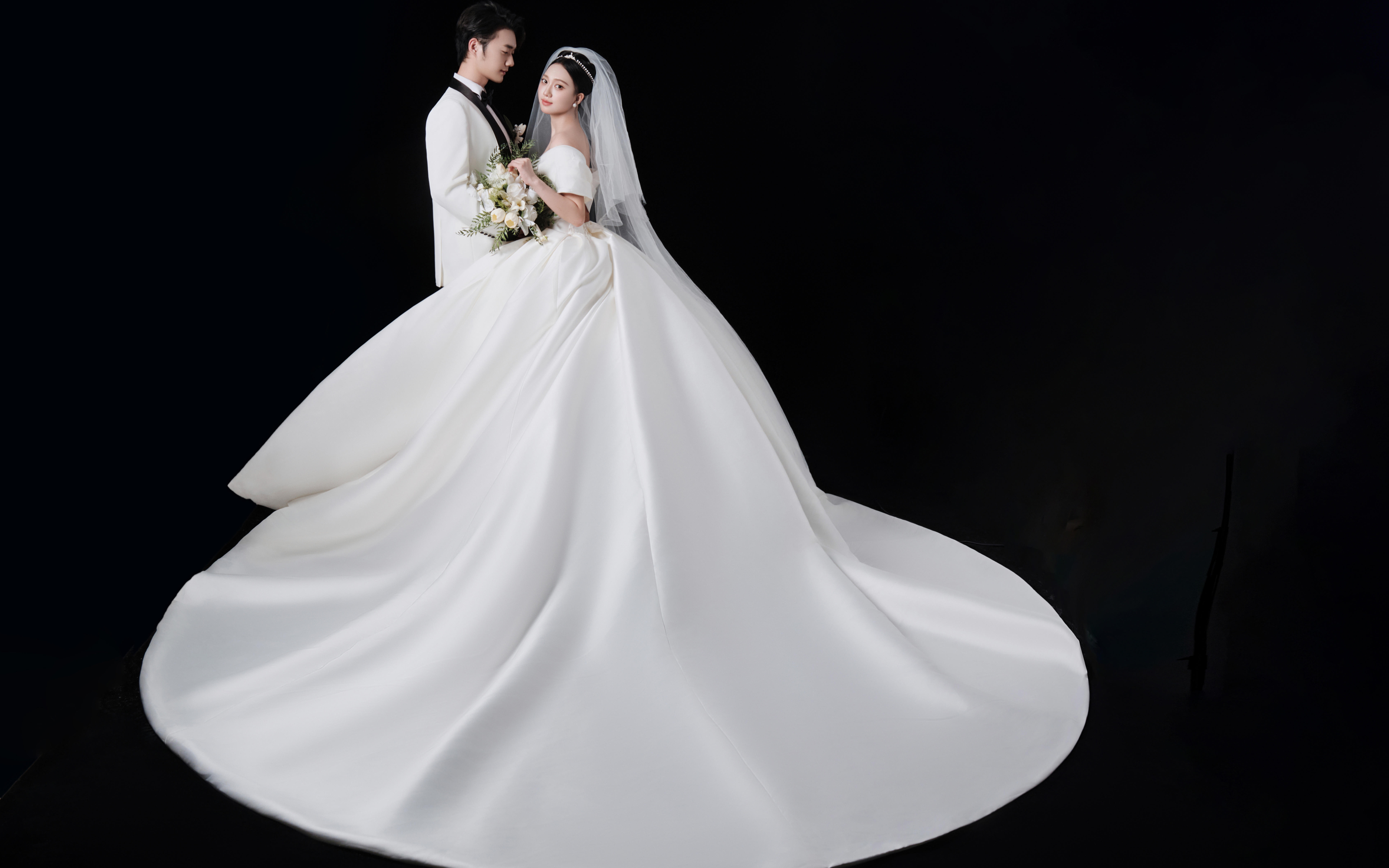 結(jié)婚必拍的高級(jí)感婚紗照