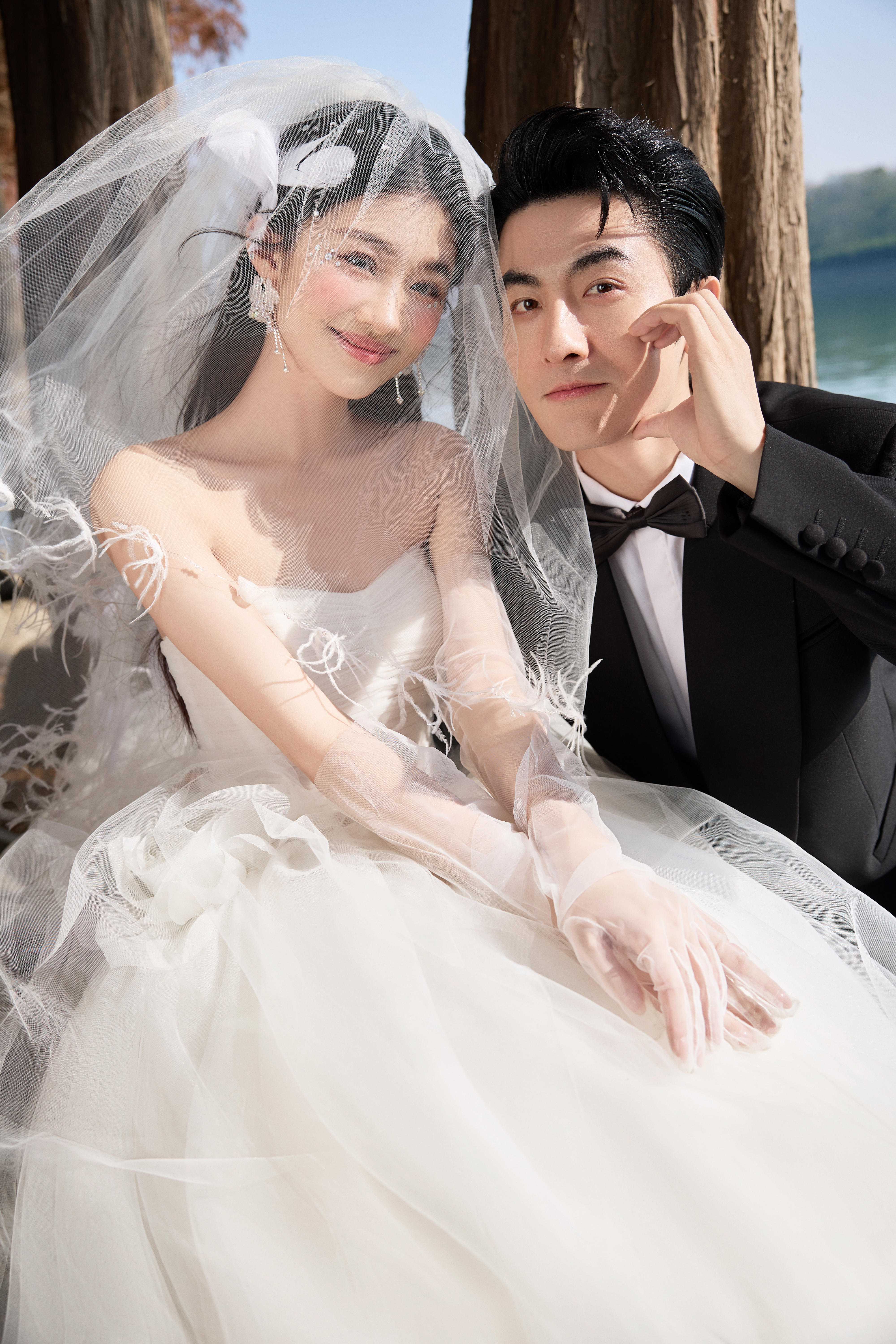 海邊浪漫婚紗照 與你共舞在波光粼粼的時(shí)光