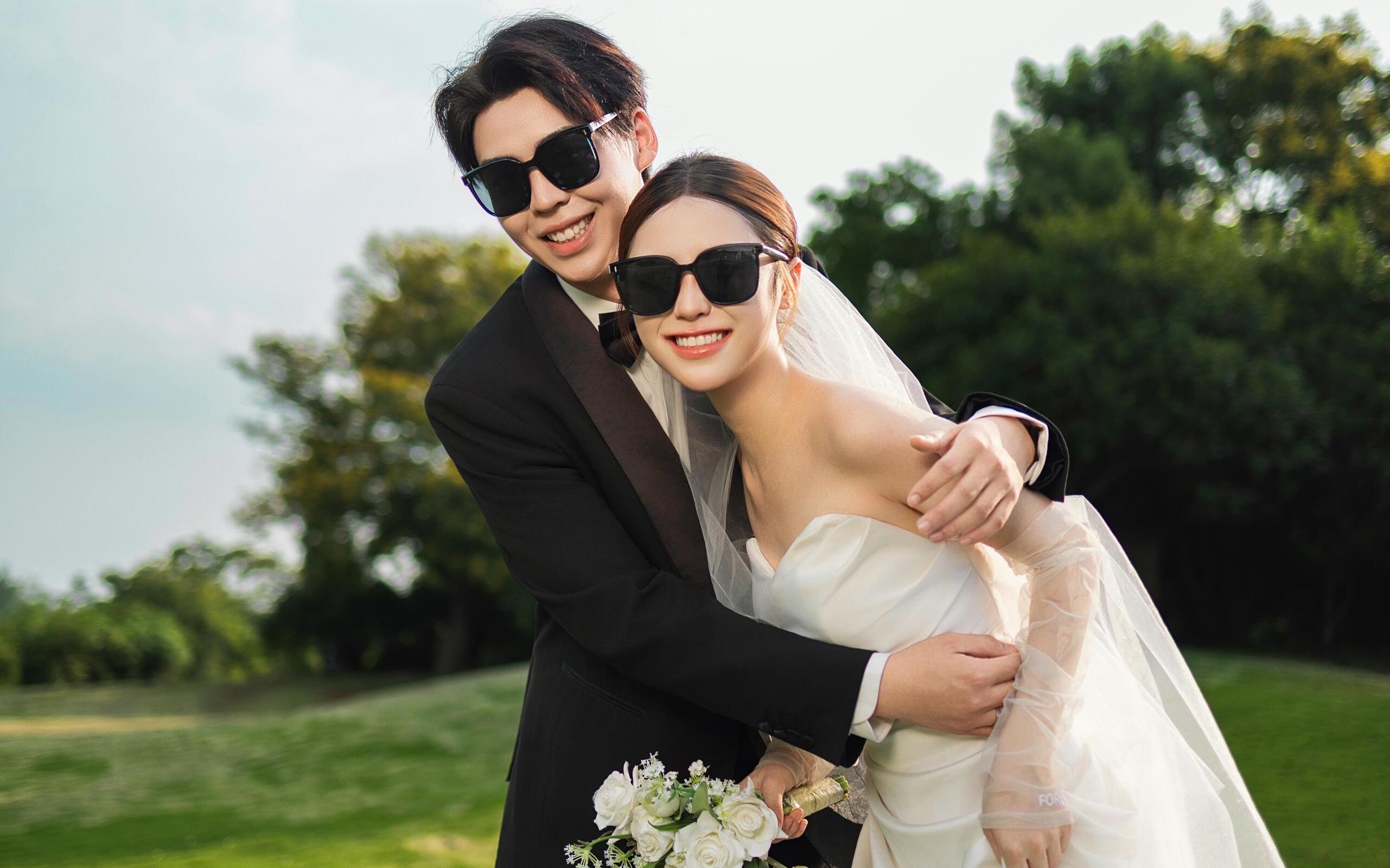 是啊 有愛真好??生命力婚紗照太美了！