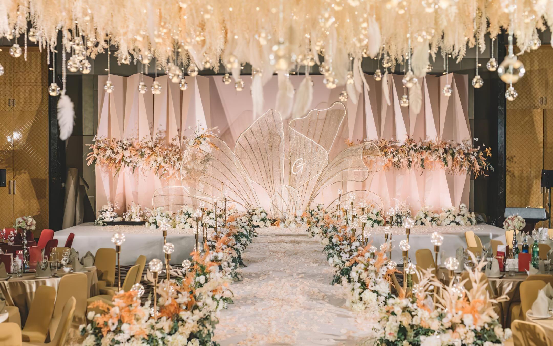 丽思室内婚礼策划布置现场+婚礼四大金刚