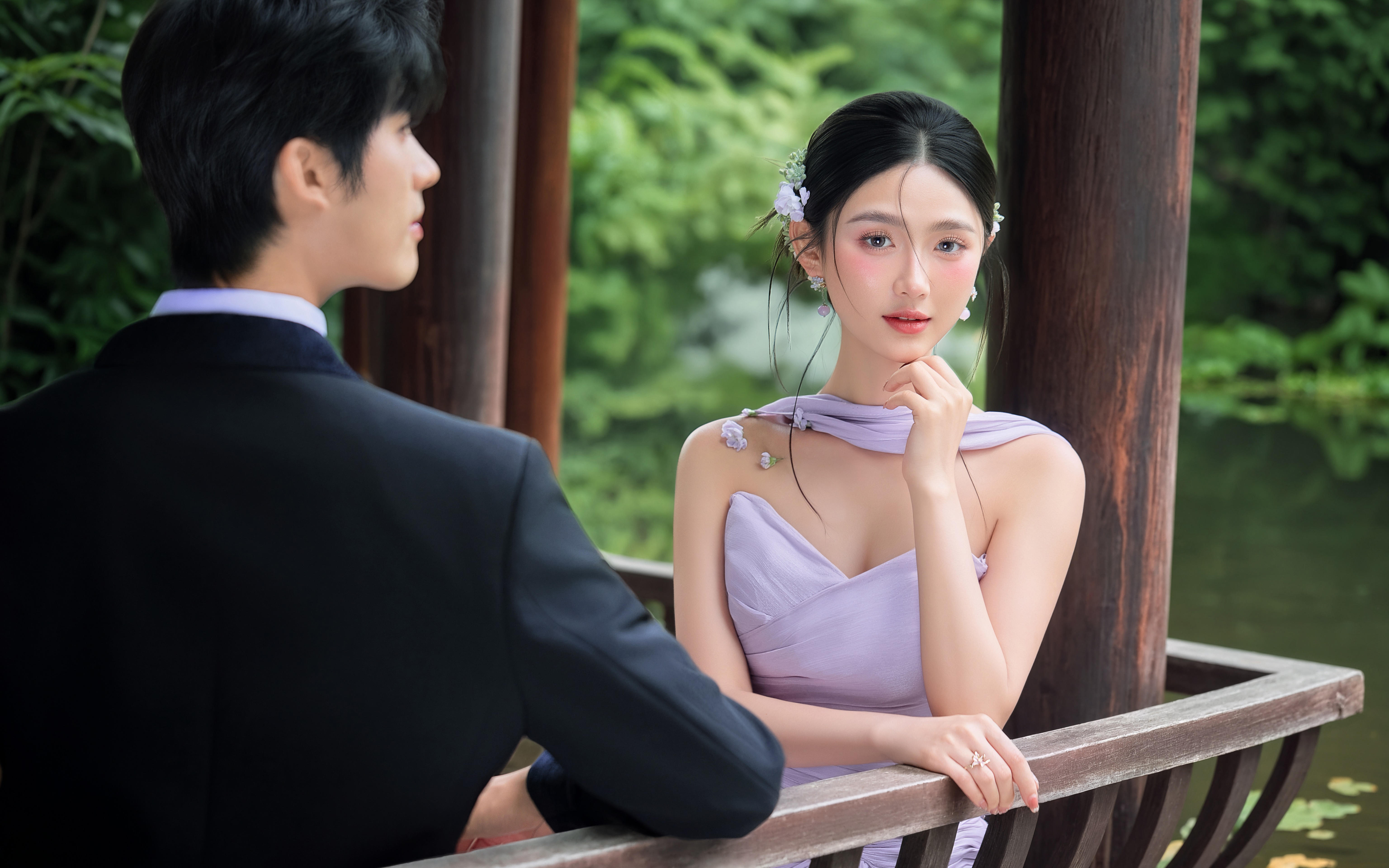 【施華洛攝影】褪去傳統(tǒng)紅妝，披一襲紫霞入畫