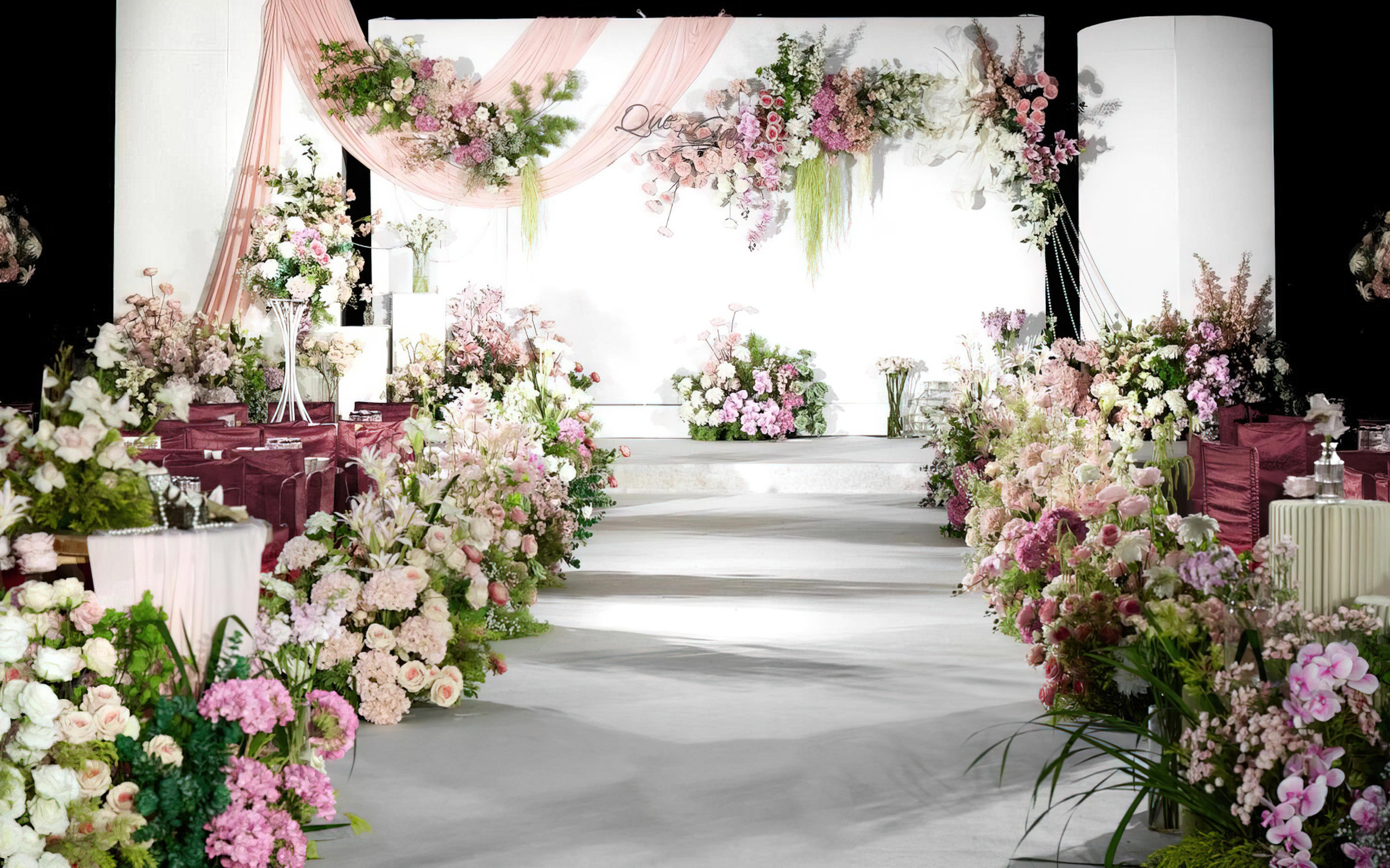 粉白双色布艺演绎酒店婚礼