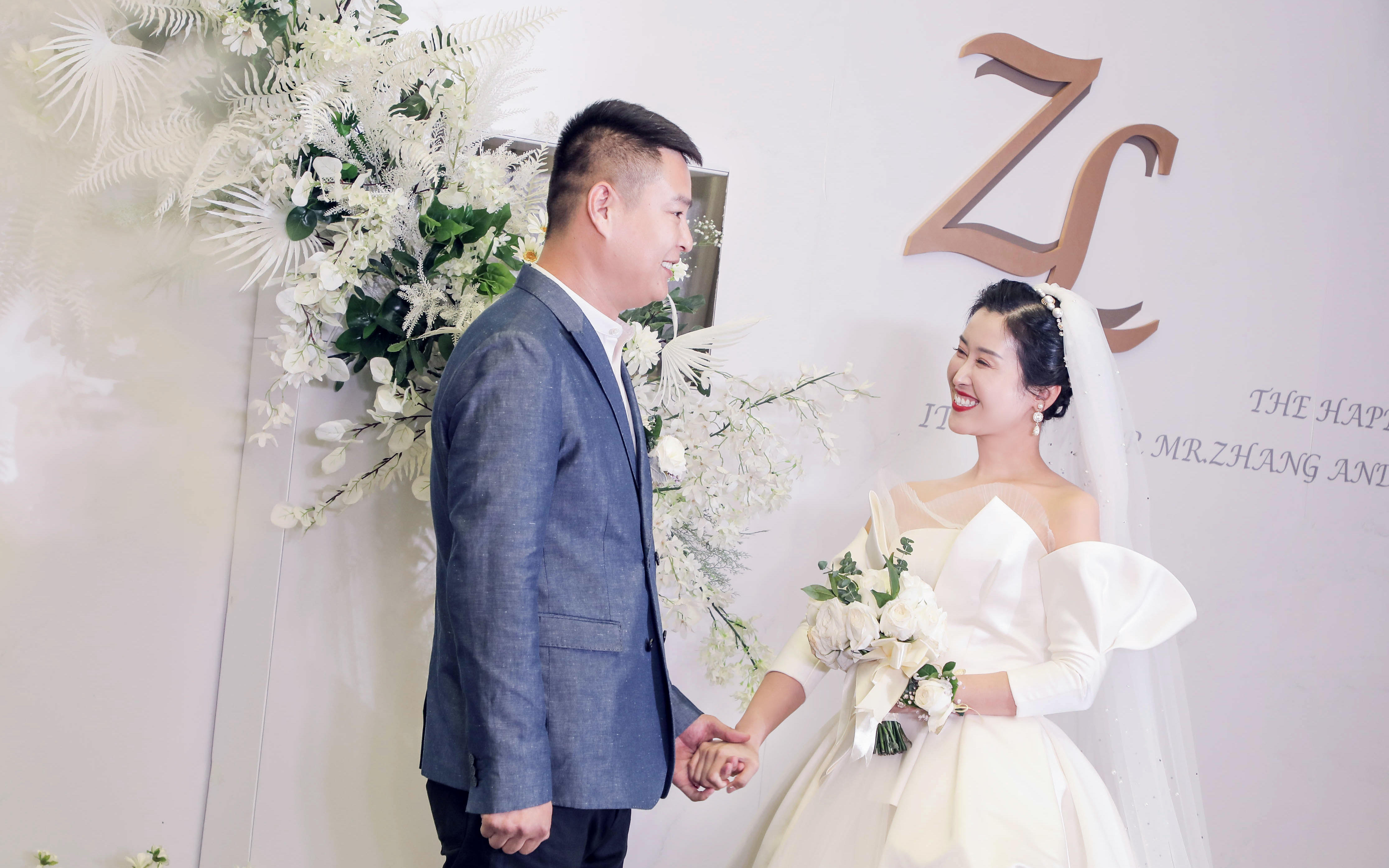 臻·晴|小众质感复古红黑撞色婚礼-西美金五洲酒店
