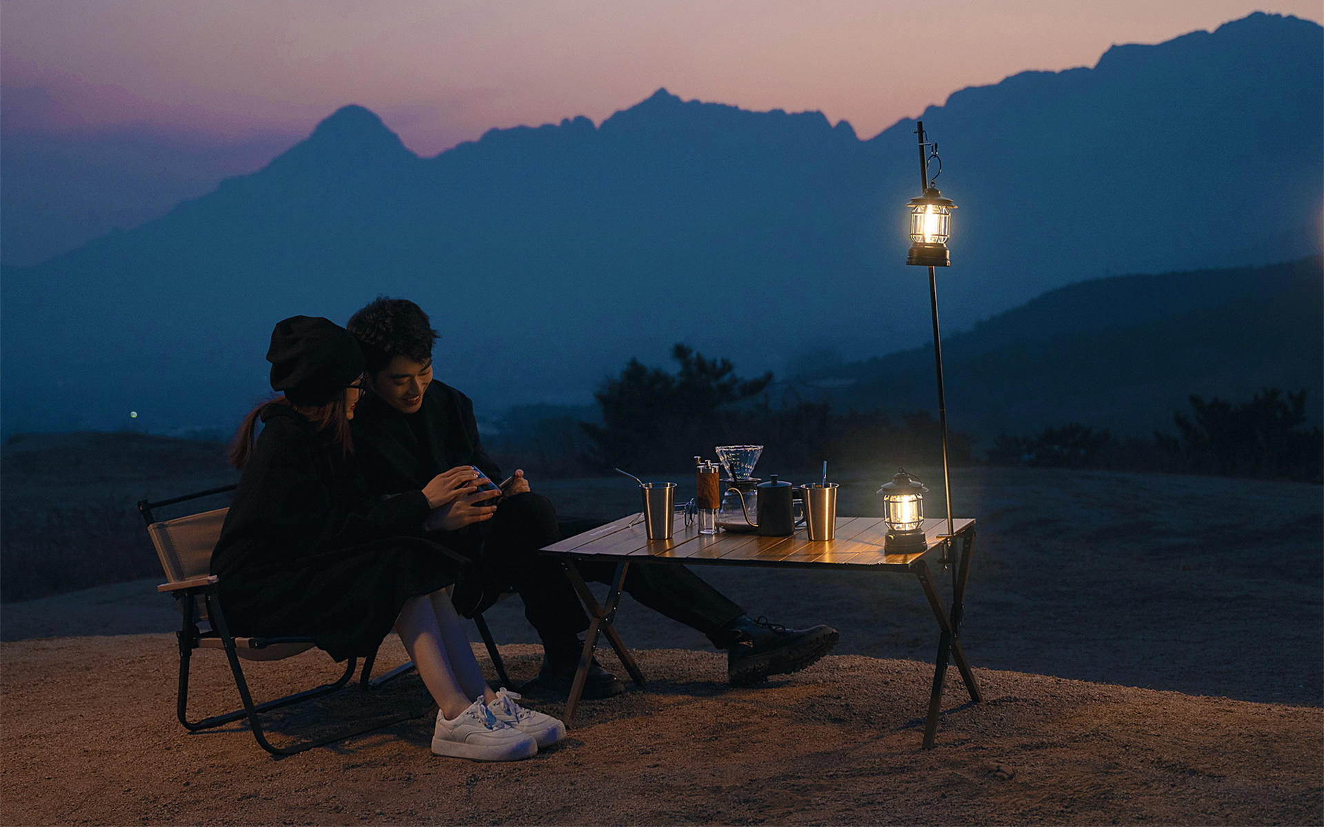 小众山景氛围感夜景