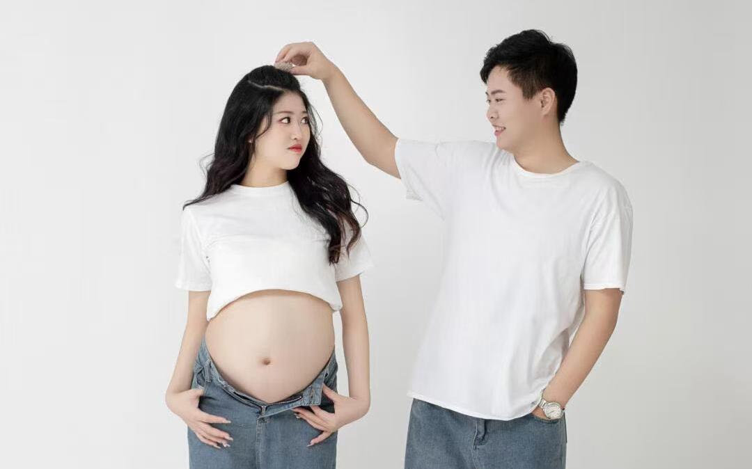 簡約牛仔孕婦照