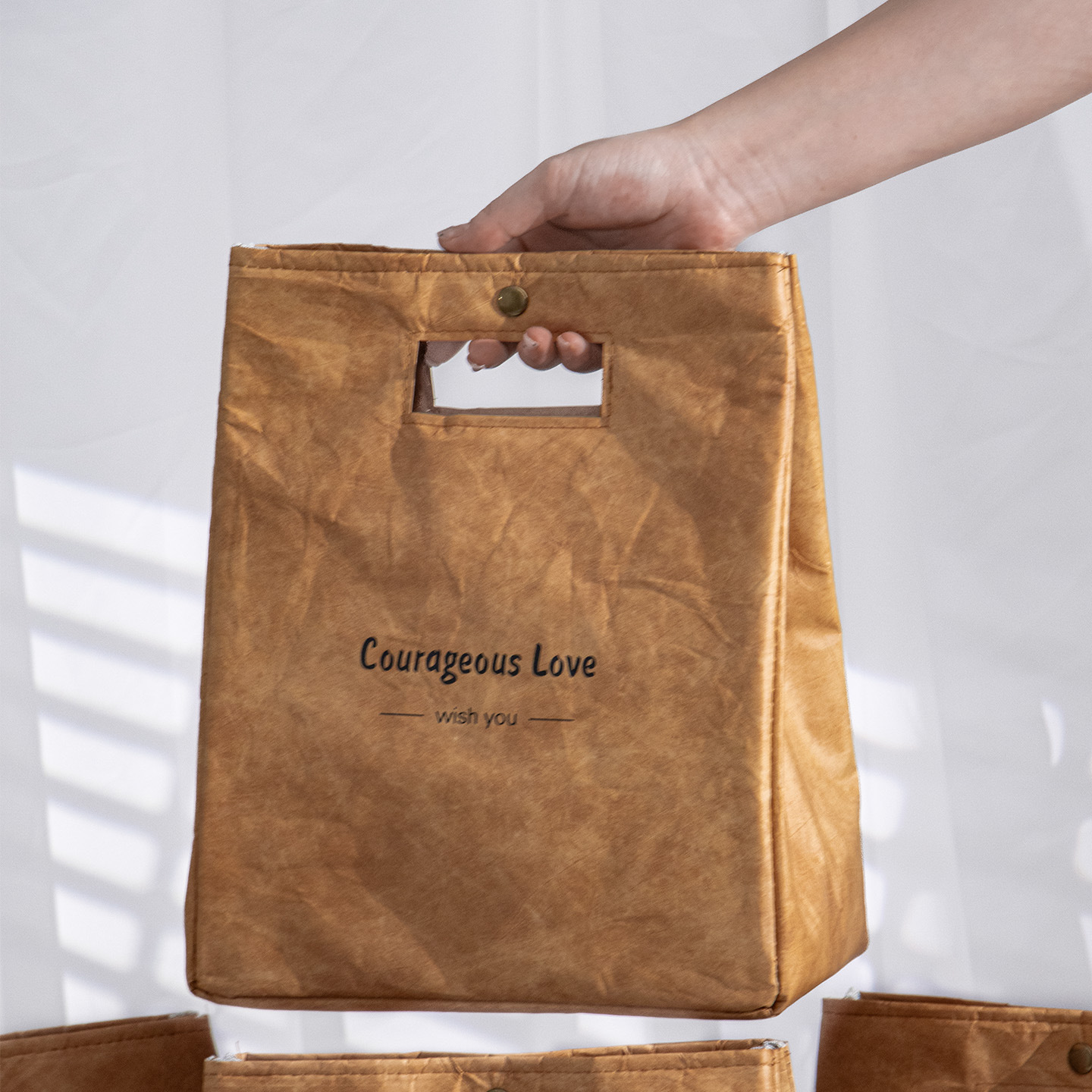 杜邦紙手提袋伴郎高端商務(wù)伴手禮 