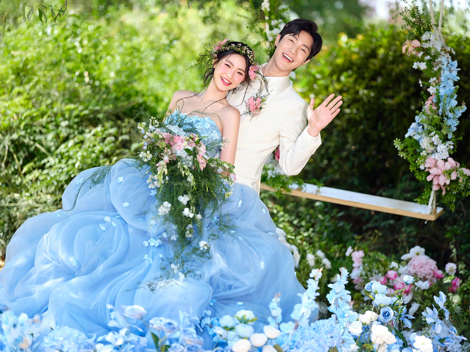 法式婚纱+10服+10造+风格任选