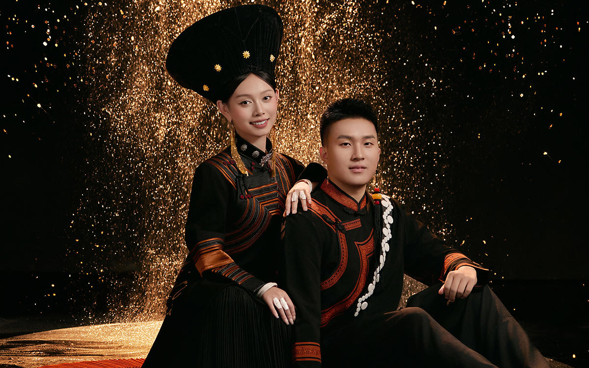 內(nèi)景 l 彝族婚紗照的光影氛圍感真的太高級了