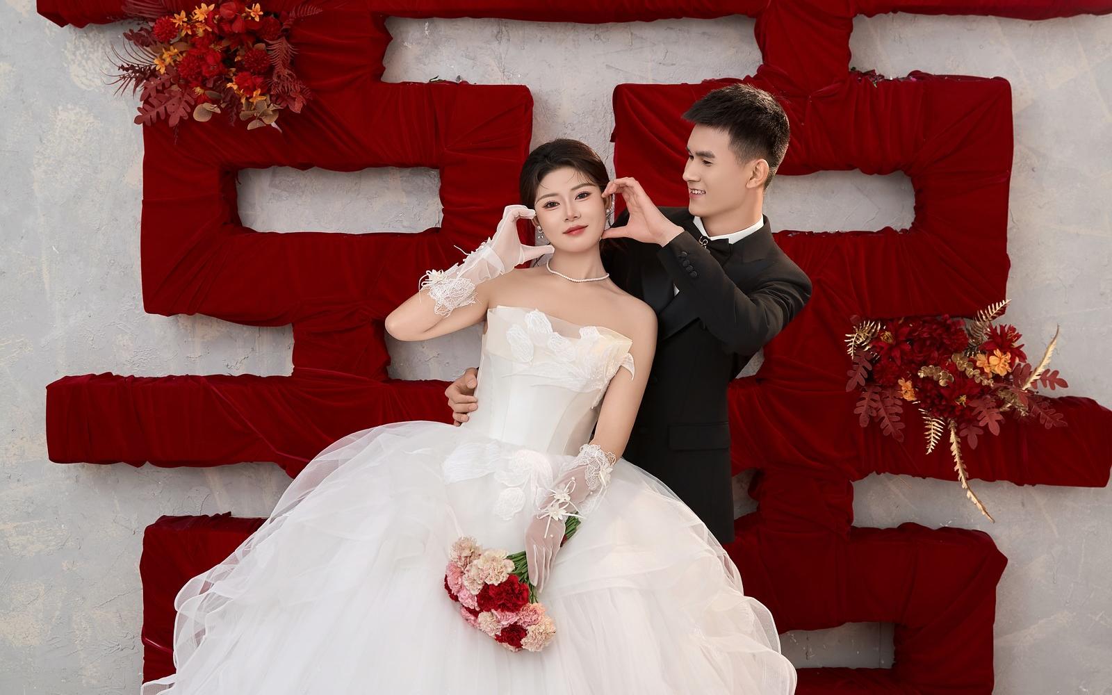 巨型囍字喜嫁风婚纱照！中式浪漫杀疯了💕