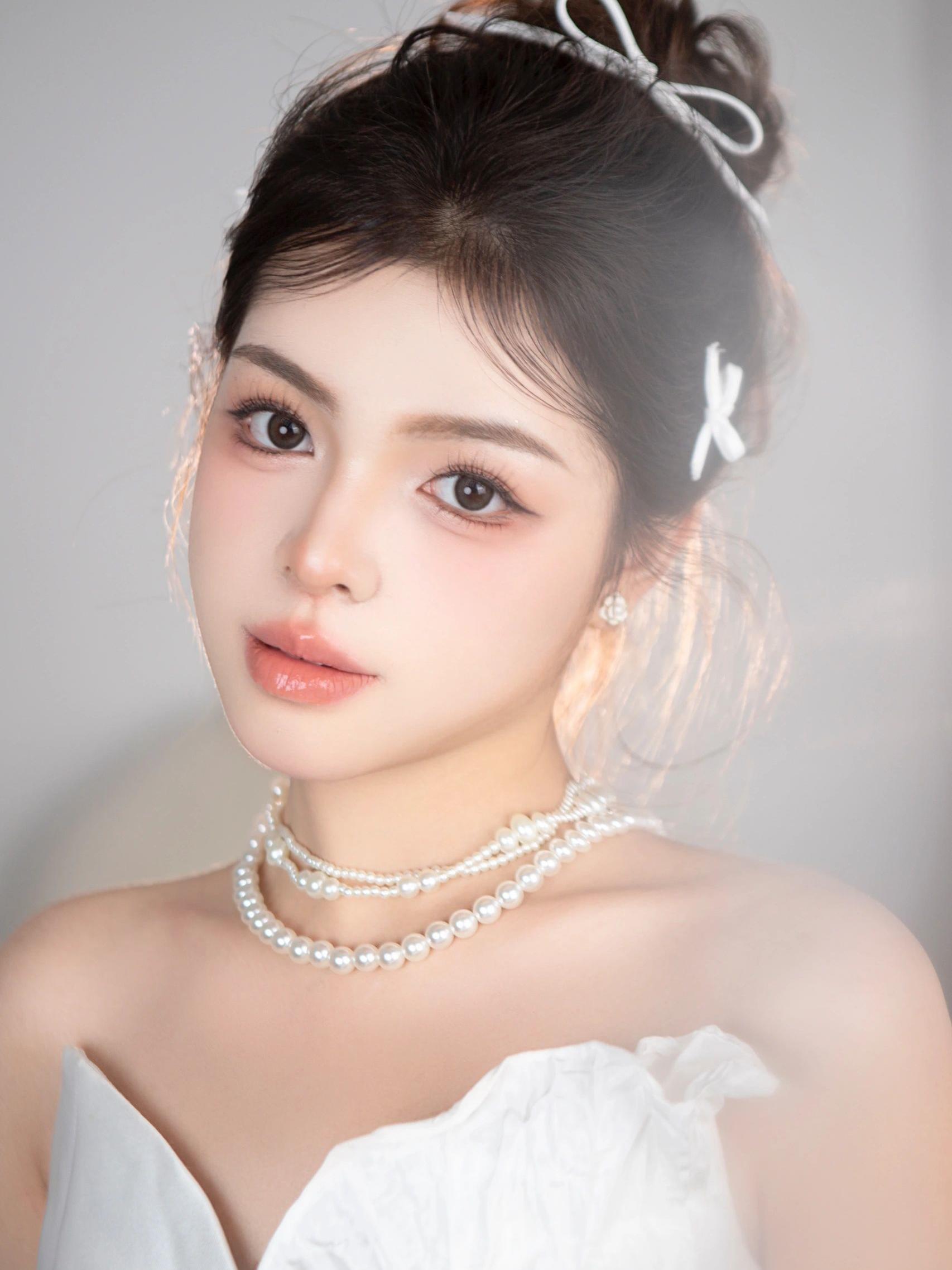 新娘全程跟妆 送婚纱套餐