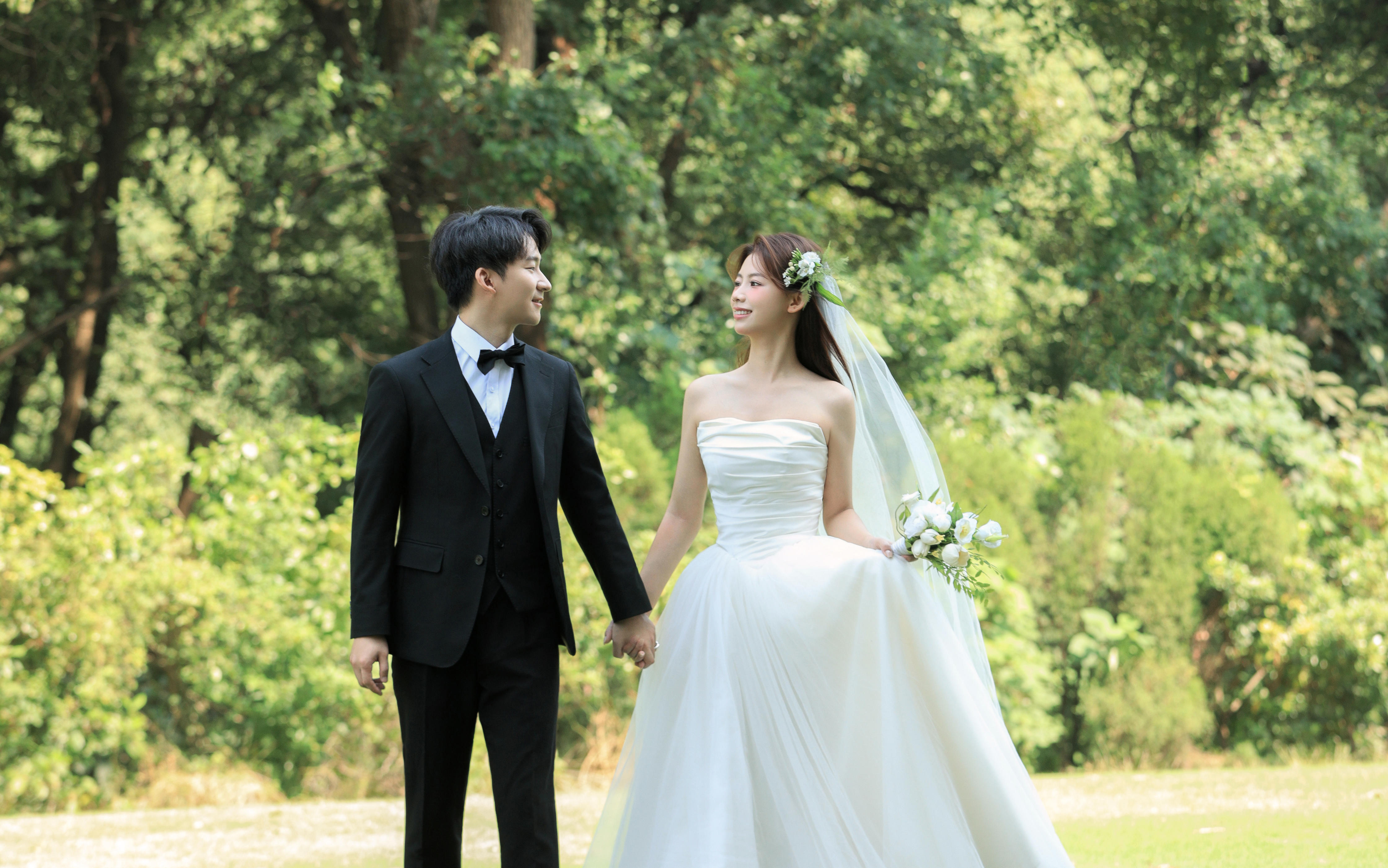 客片 || 我确信爱需要大量庸俗的表达