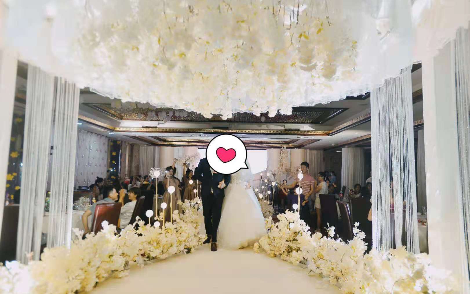 七大金刚+精美装饰+婚车装饰