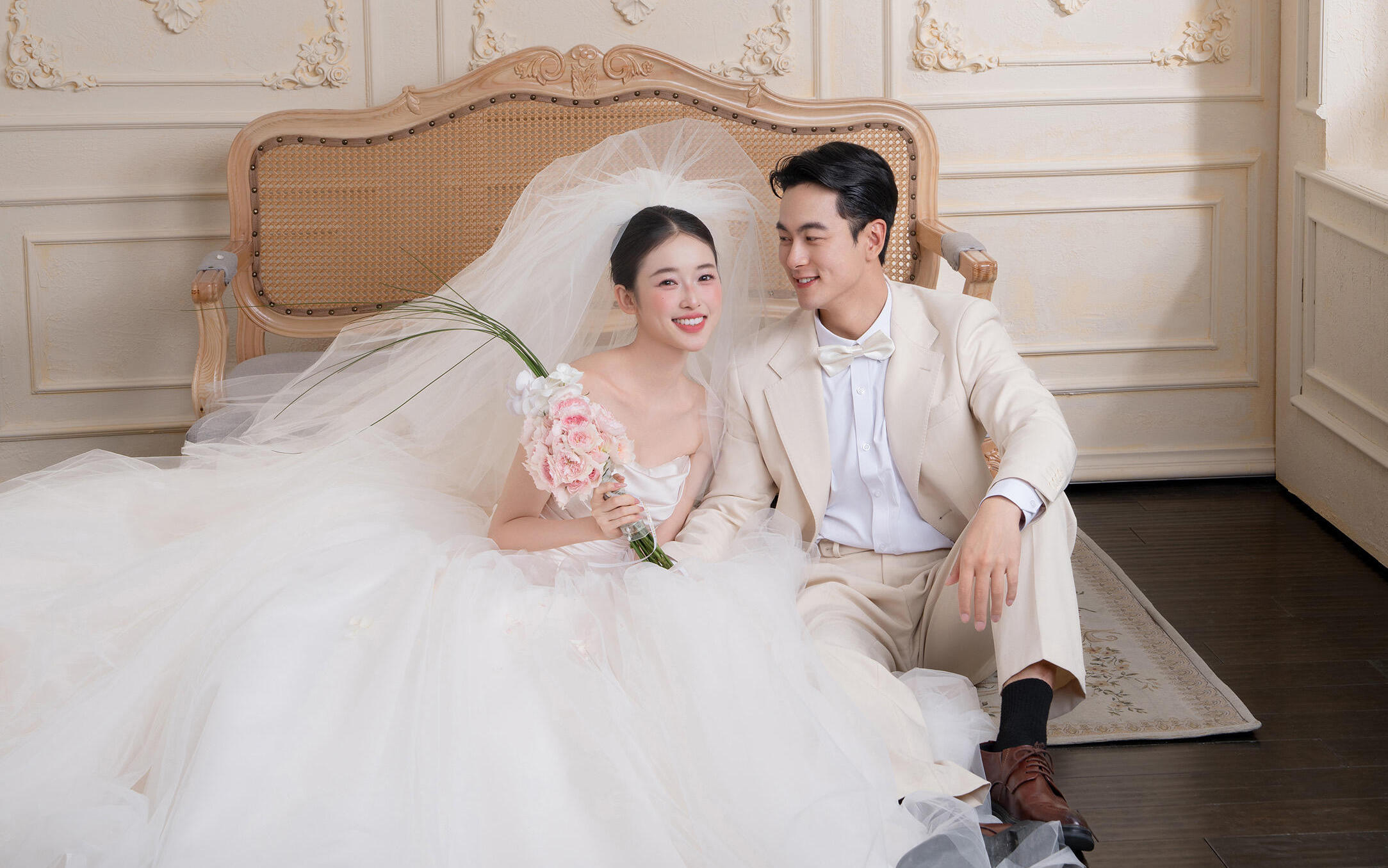 无法拒绝的高级！宫廷风主纱婚纱照美到心颤
