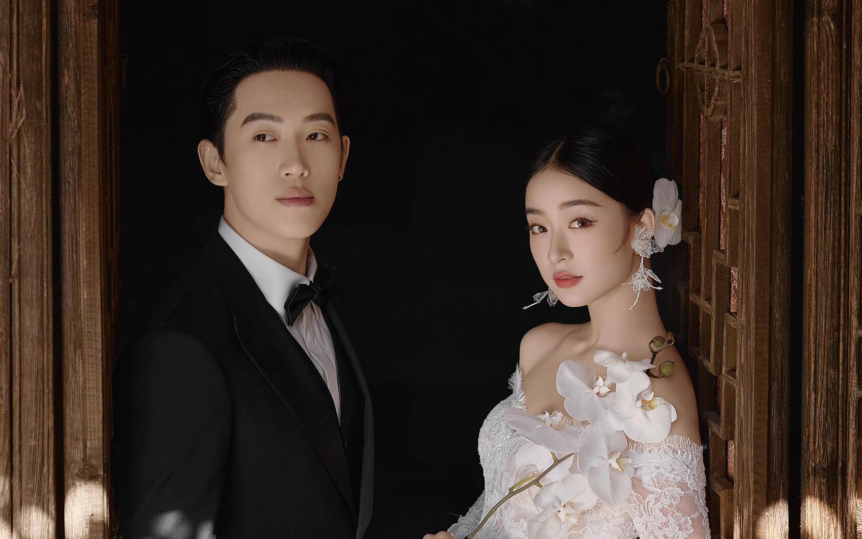 【高级诗意的新中式婚纱照】