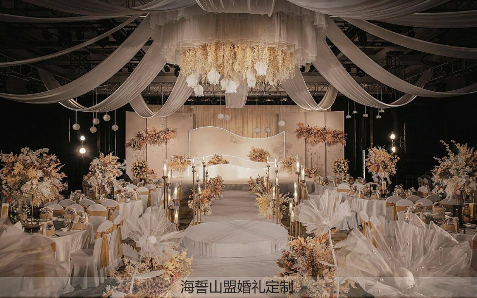 2022年大热香槟色轻奢大气浪漫婚礼
