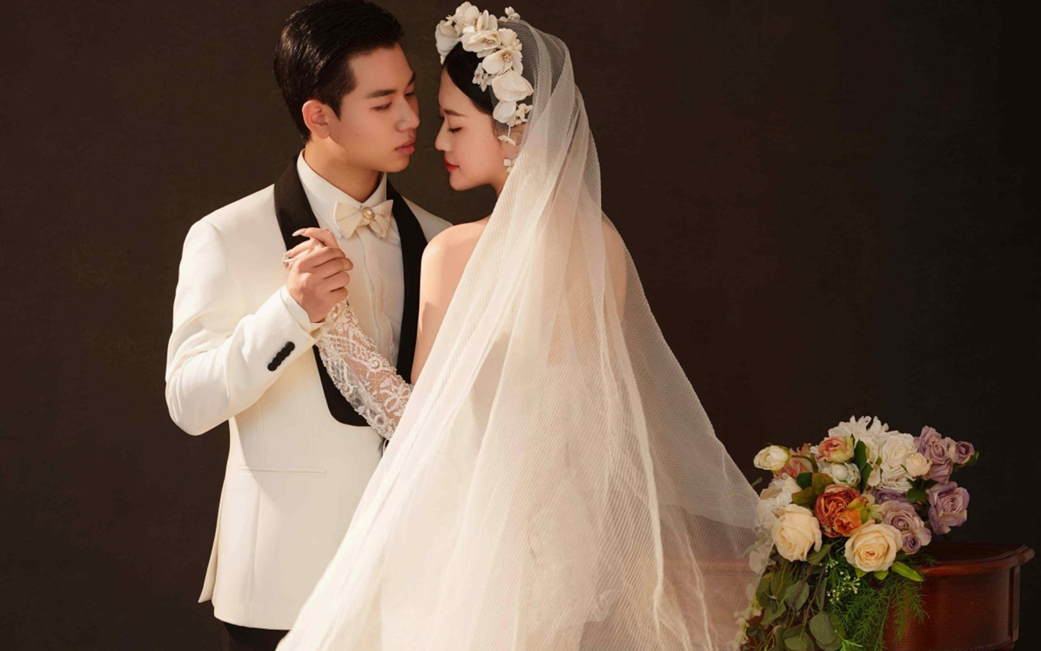 【主紗婚照】織就復(fù)古夢(mèng)境，使婚照自帶故事感