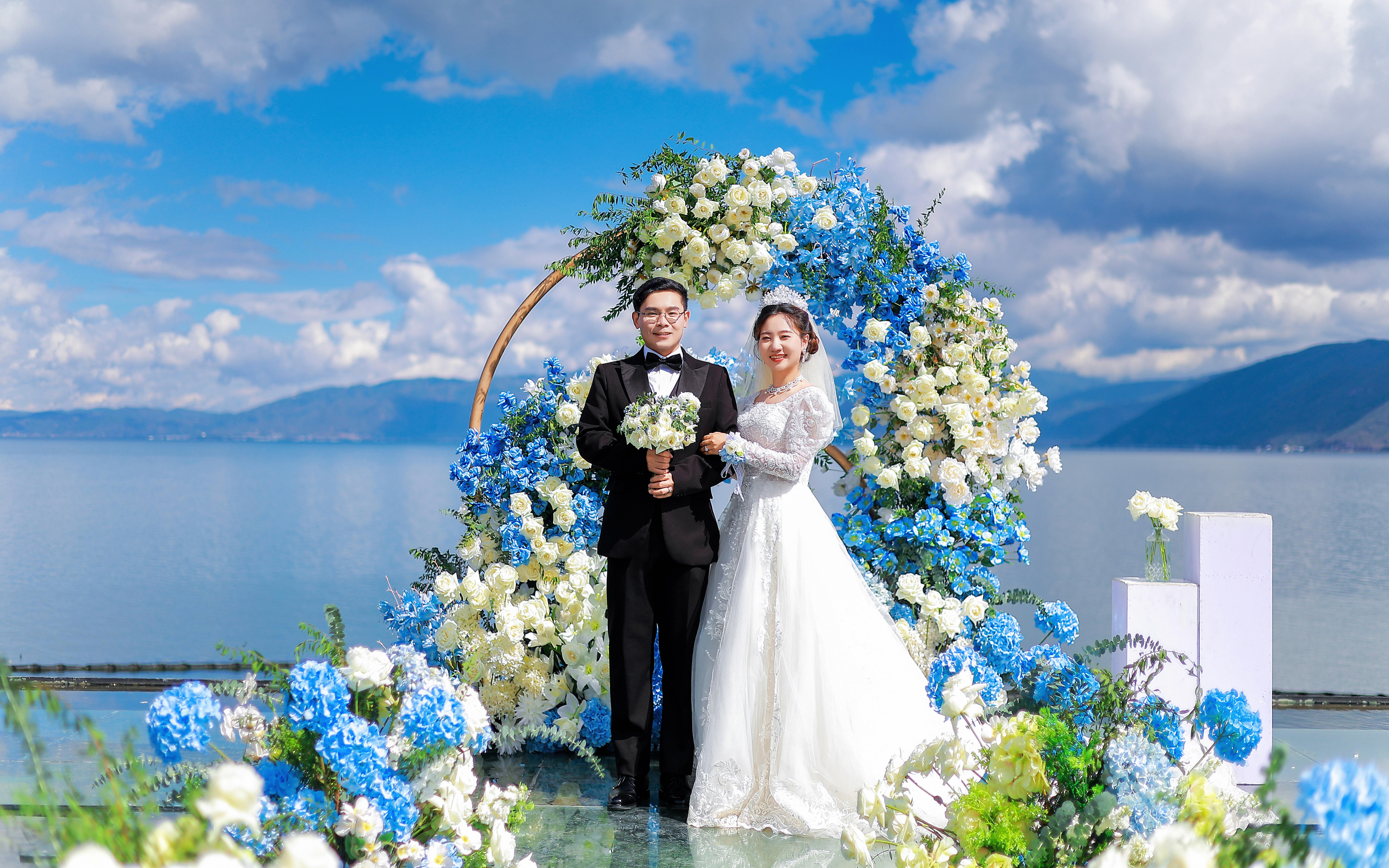 聽，是藍(lán)白風(fēng)鈴帶來的戀歌