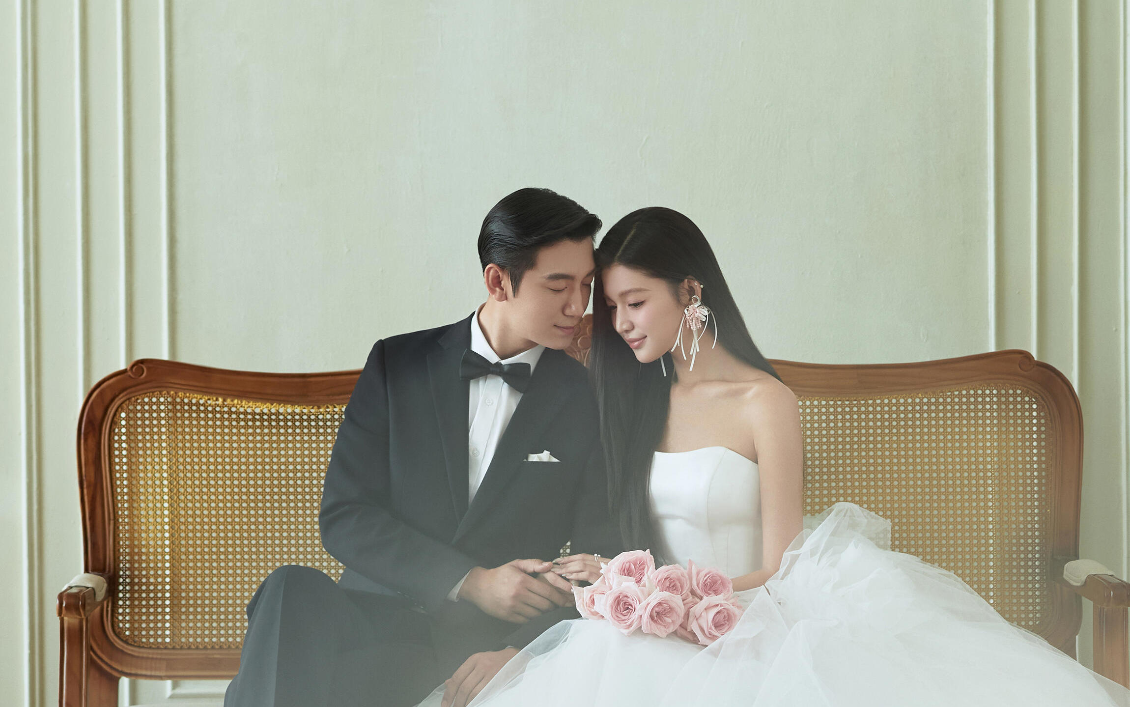 白??極簡??必拍的儀式主紗婚紗照??