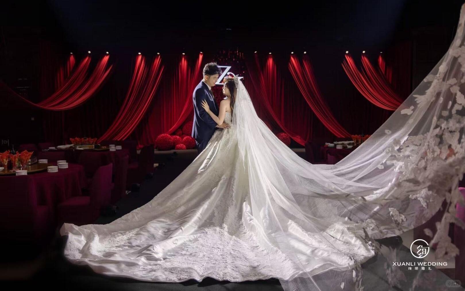 高级感满满的红色系婚礼｜上海本地会所婚礼