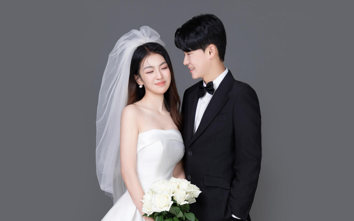 薇薇摄影美学 | 室内极简婚纱照