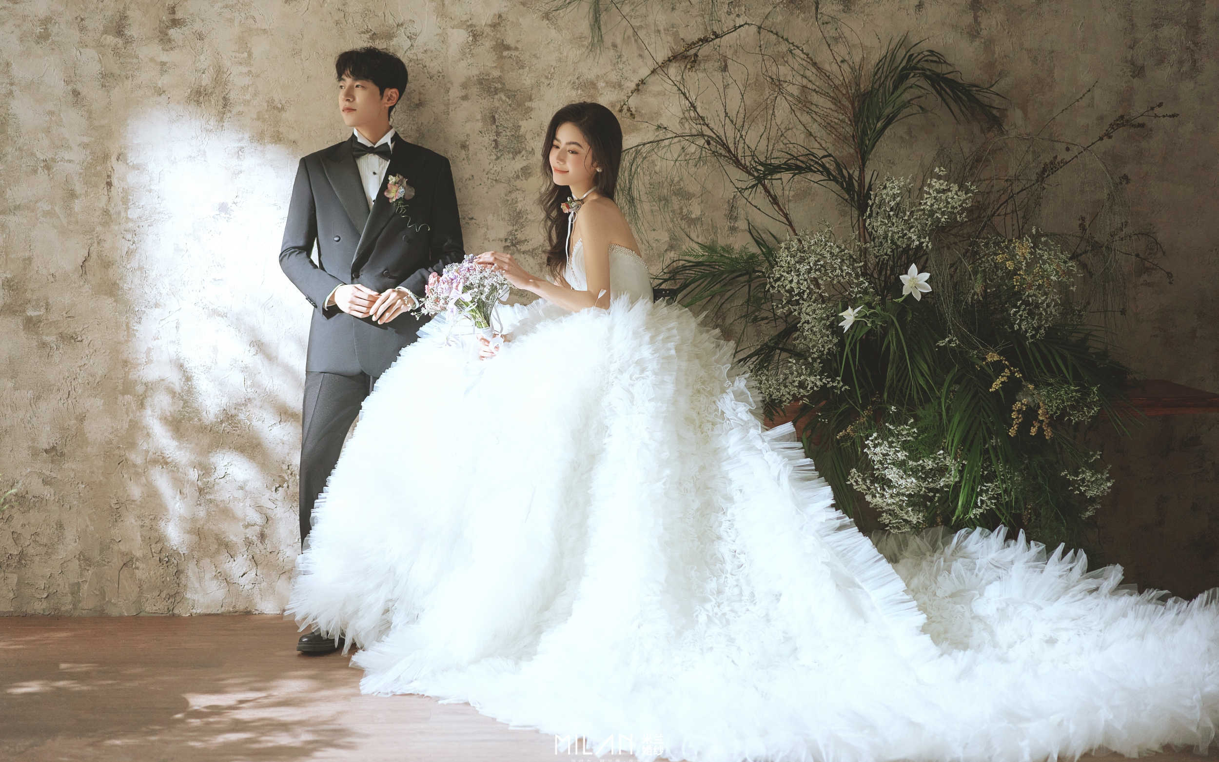 一見(jiàn)鐘情的復(fù)古婚紗照?? 浪漫到讓人想原地結(jié)婚！