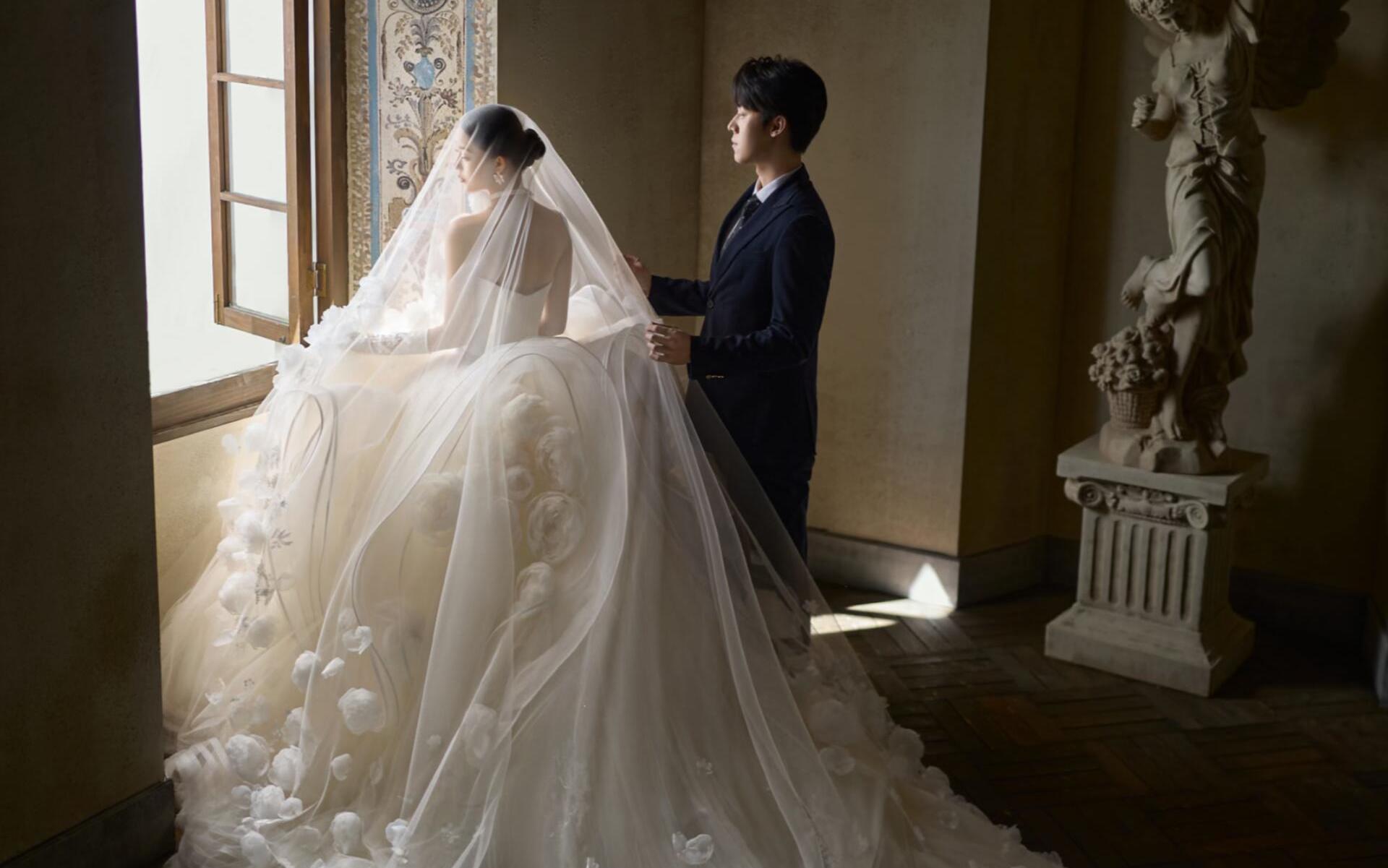 【法式復(fù)古】邂逅一場(chǎng)浪漫的法式婚紗夢(mèng)