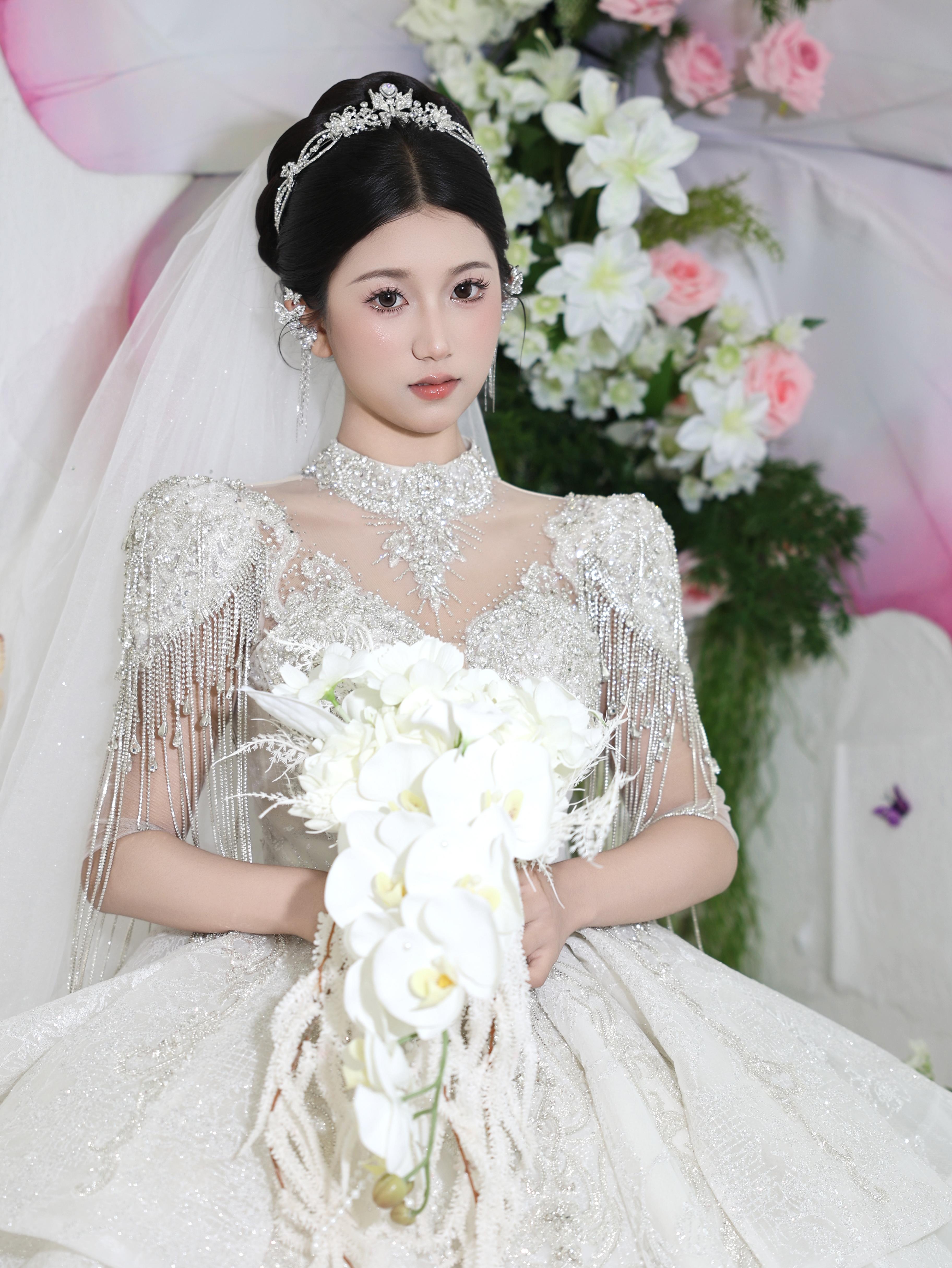 【白芷婚纱】韩系白开水妆主纱造型