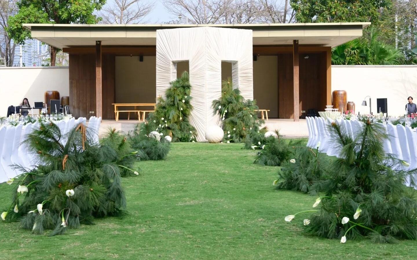 韩式简约户外草坪婚礼