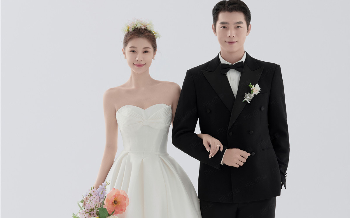 韩式鲜花主纱｜把春日温柔揉进婚纱照里💐