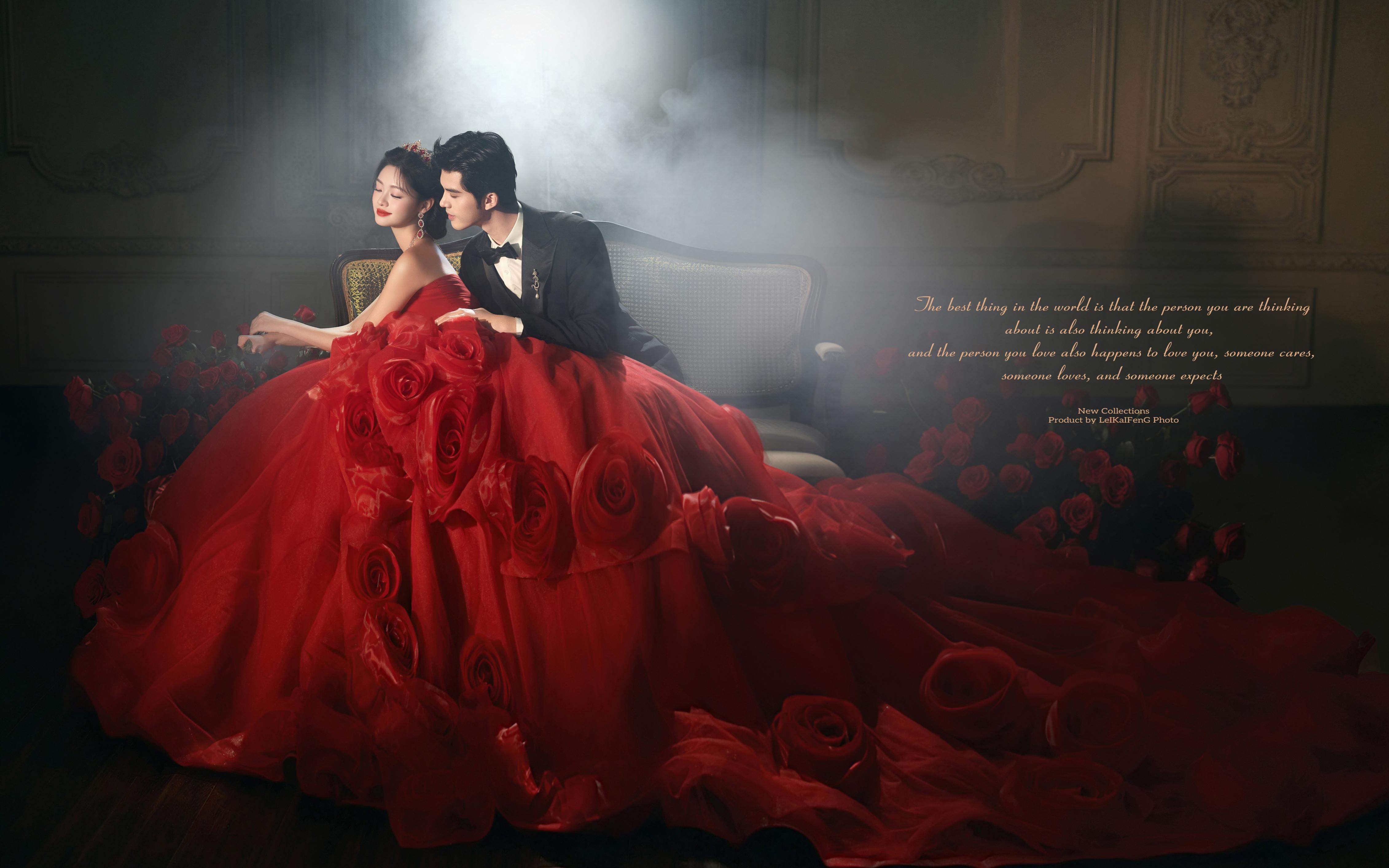 以紅為誓，以愛為名，定格我們的浪漫篇章。